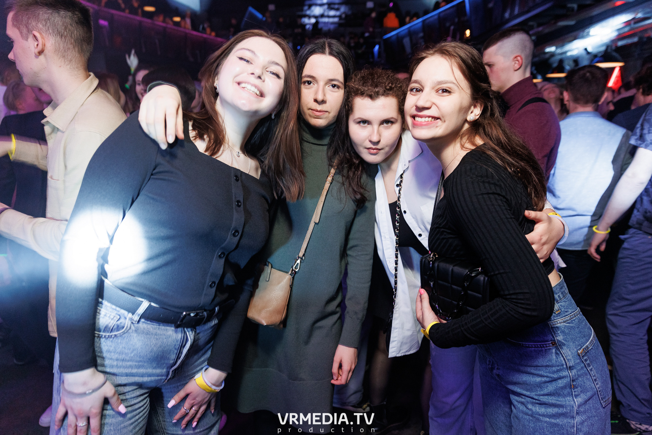 Притяжении by MALINA! PARTY