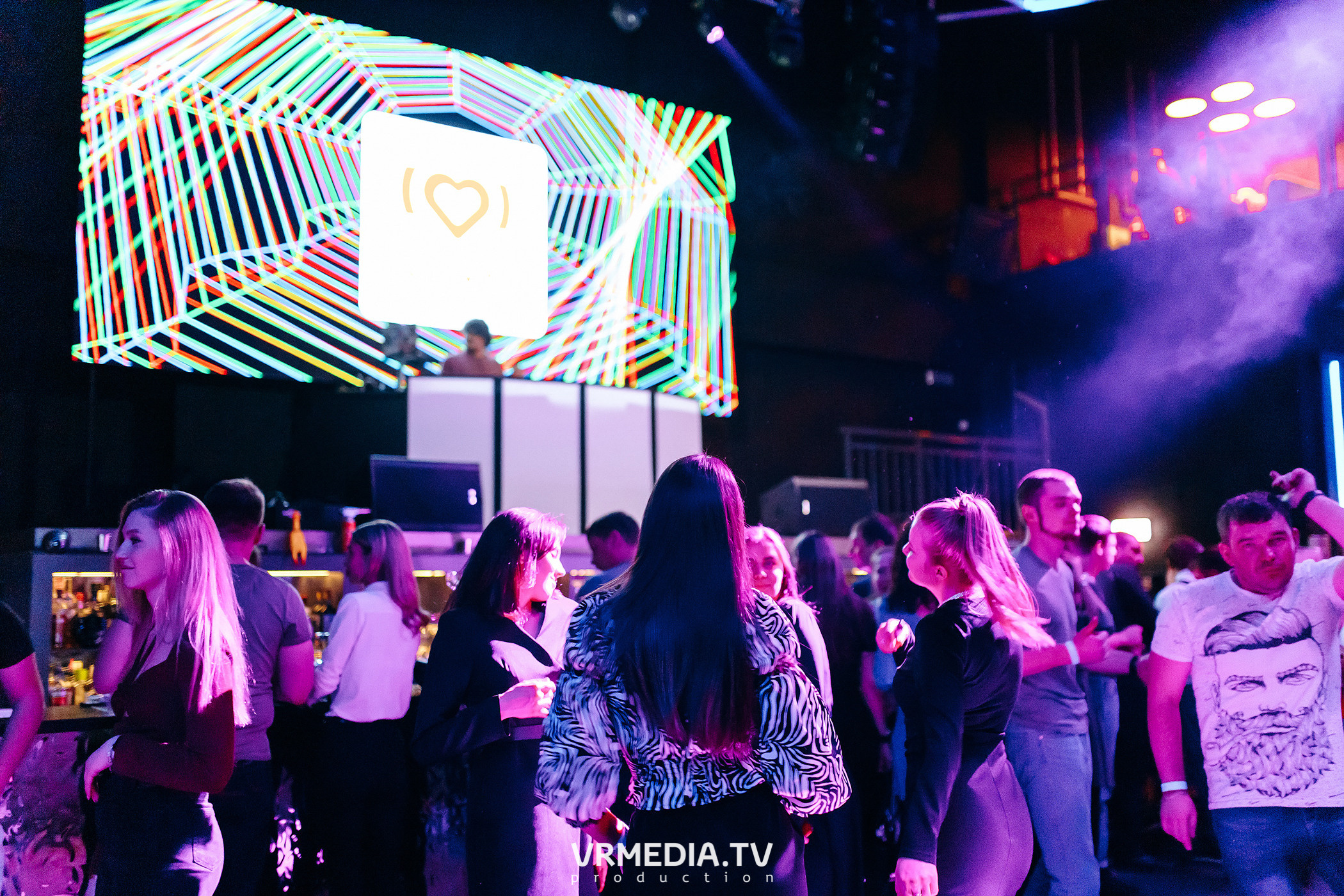 Live Broadcast в ночном клубе «ЭФИР»