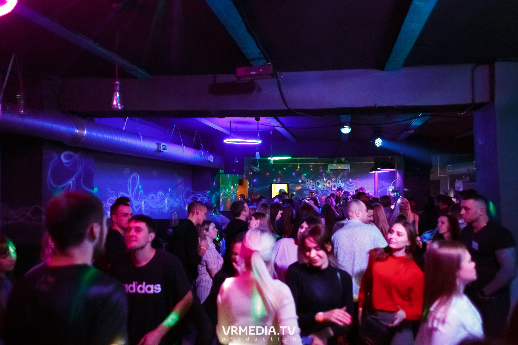 Международный женский день в баре «BORODA»