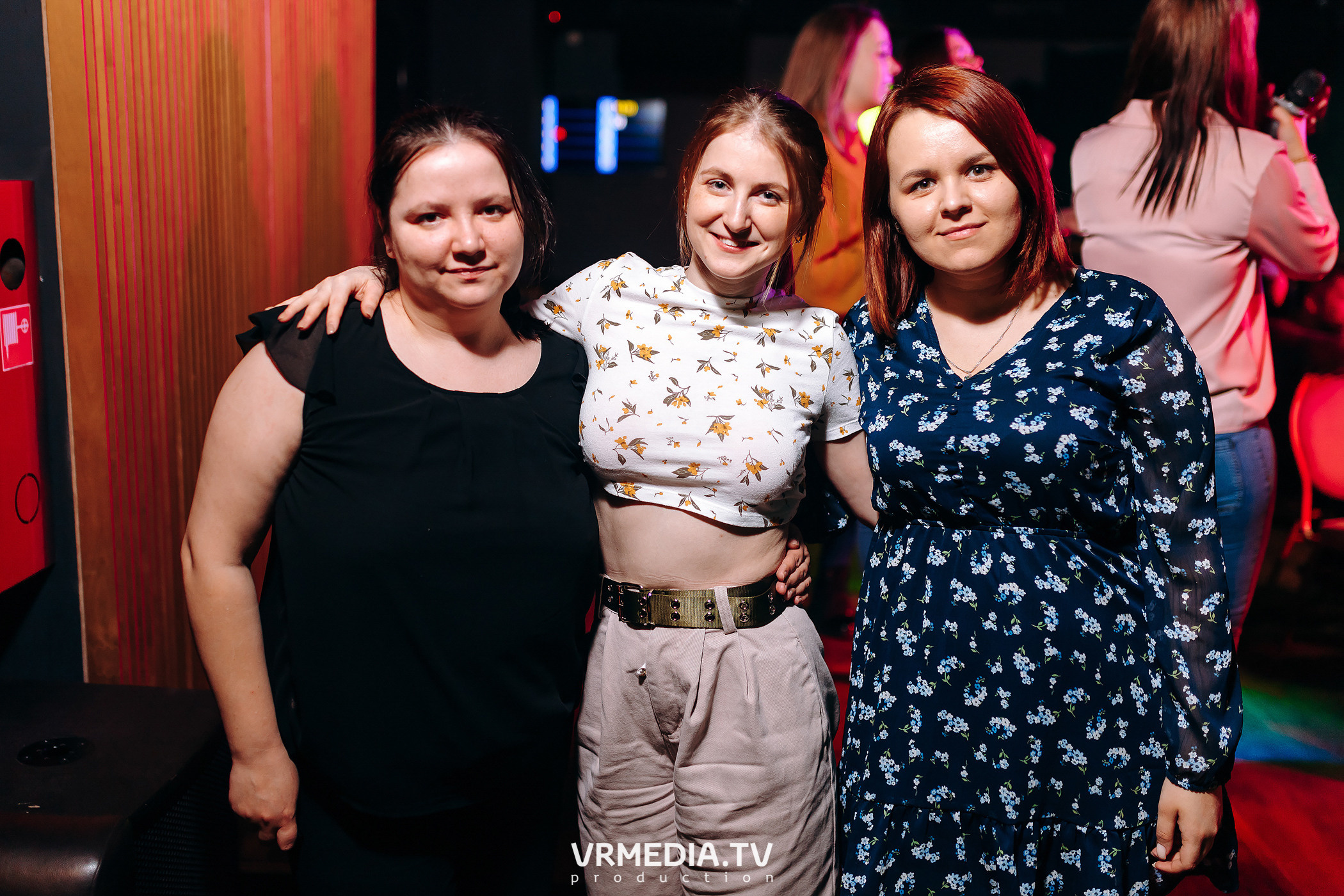 Выходные в баре «DOSKI»