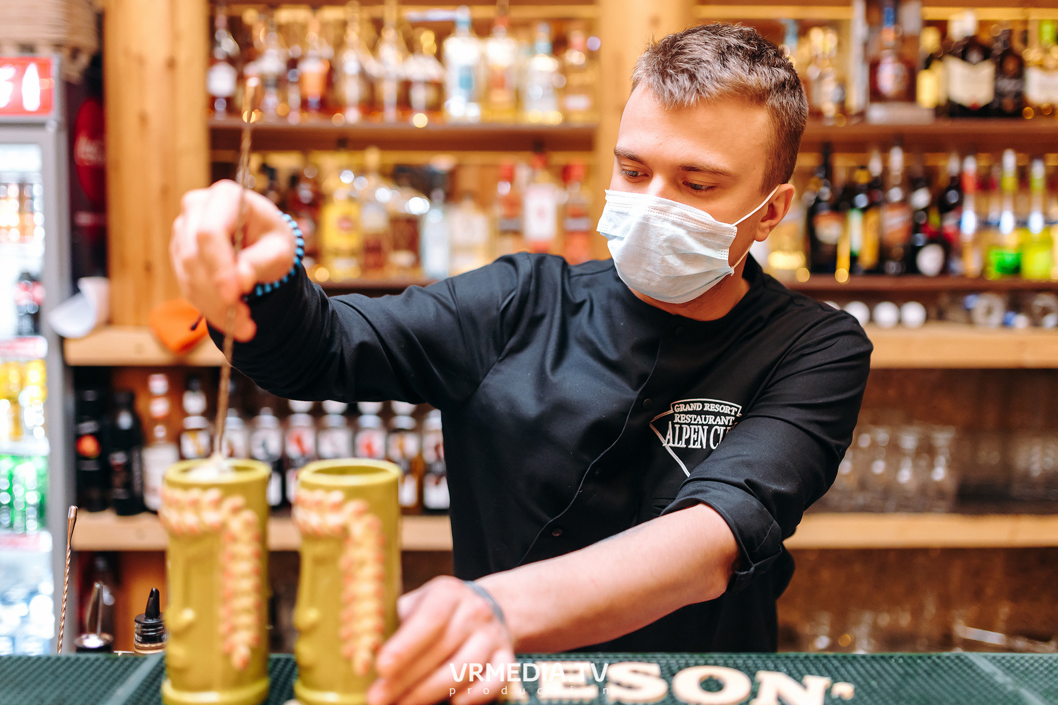 Международный женский день в «Alpen Club»