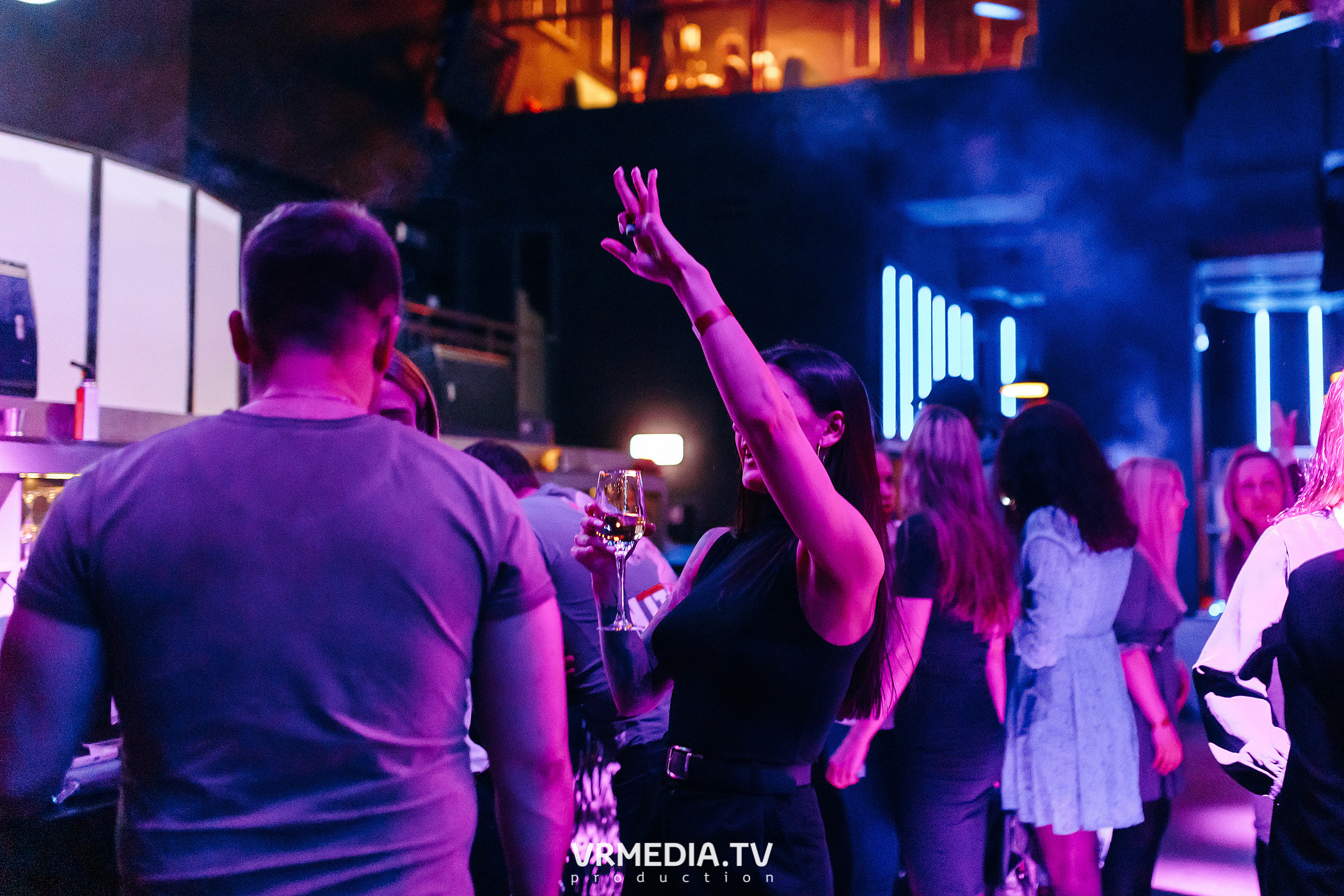 Live Broadcast в ночном клубе «ЭФИР»