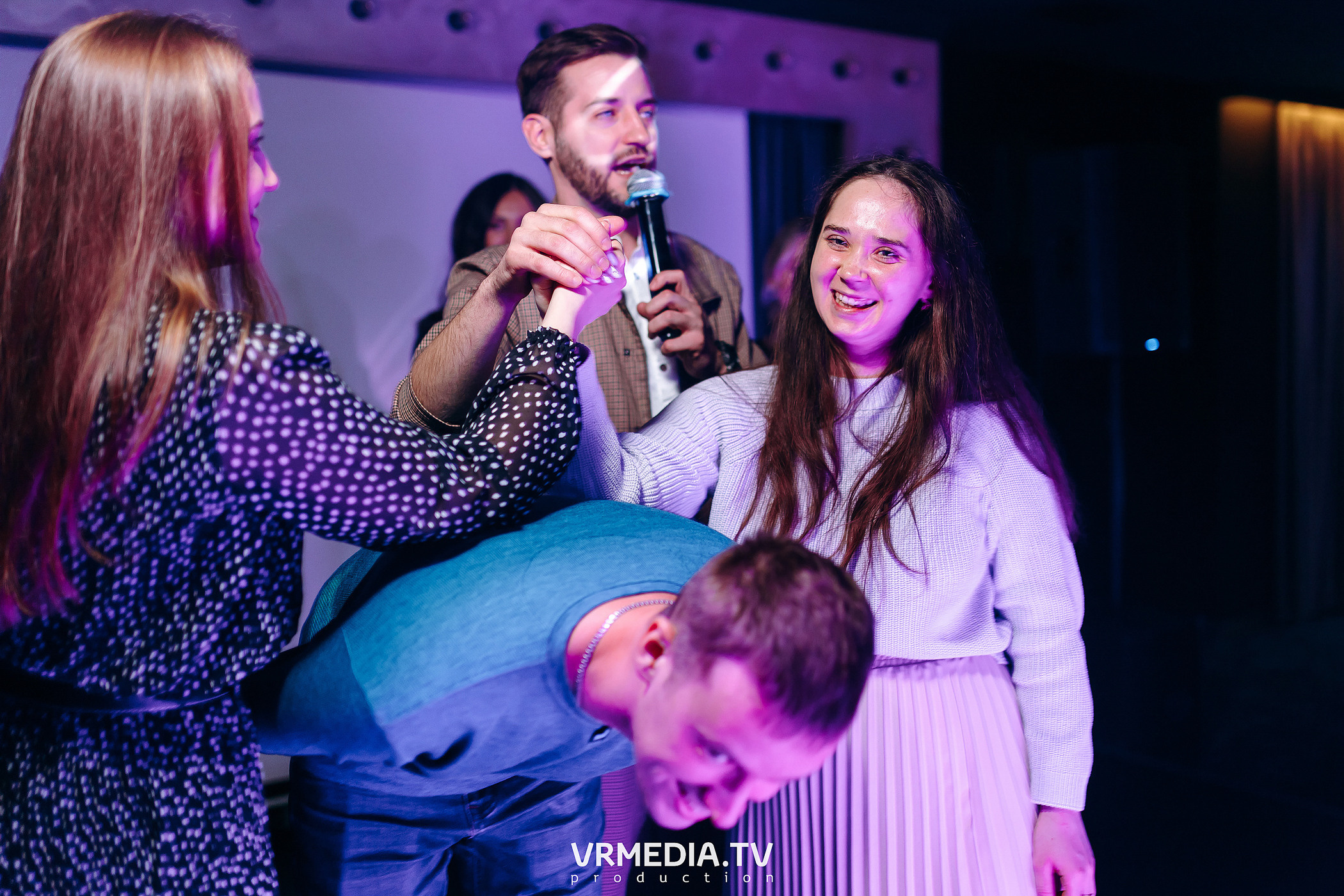 VALENTINE’S DAY в караоке-баре «Volna»