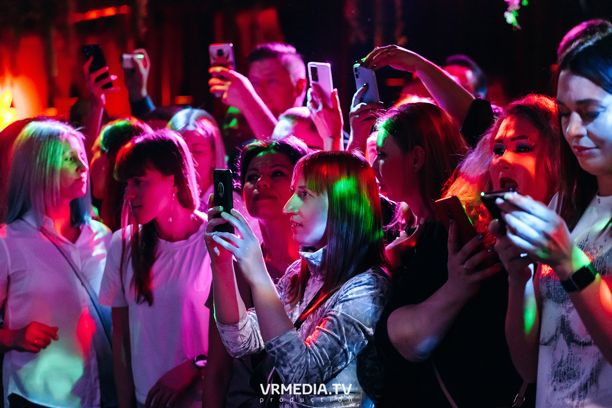 ЛИNДА в гриль-баре «Жара»