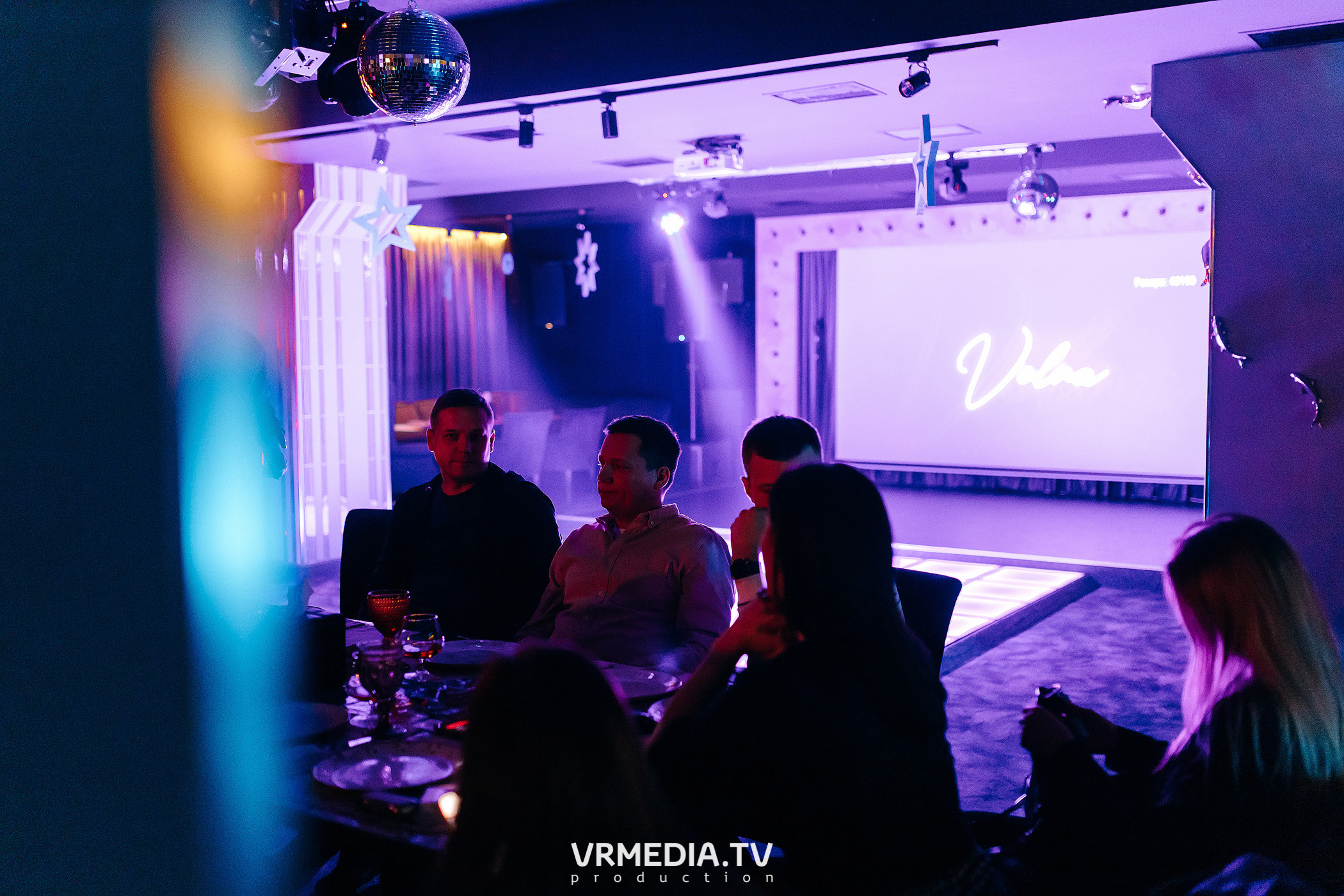 Старый новый год в караоке-баре «Volna»