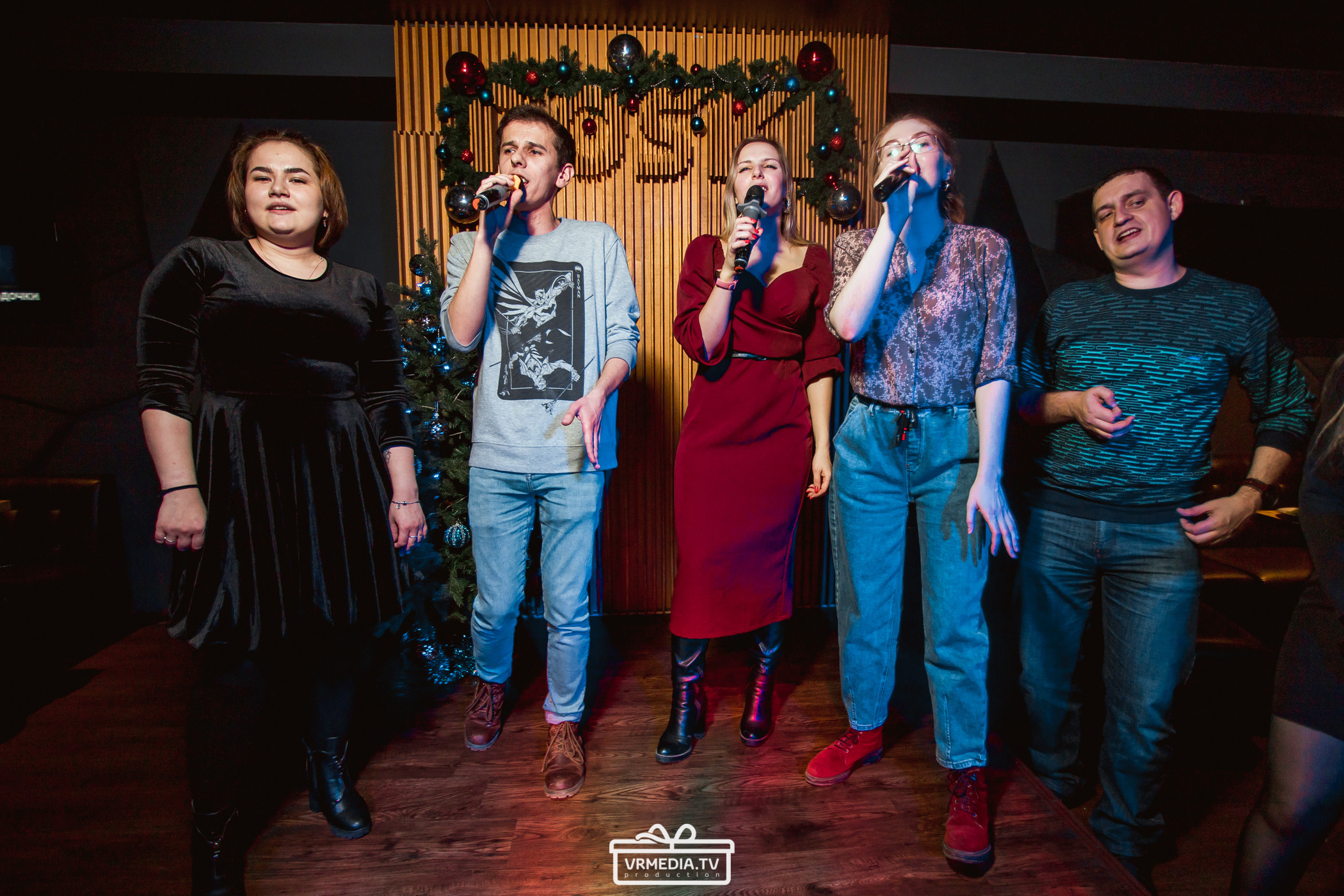 Новогодний вечер в баре «DOSKI»