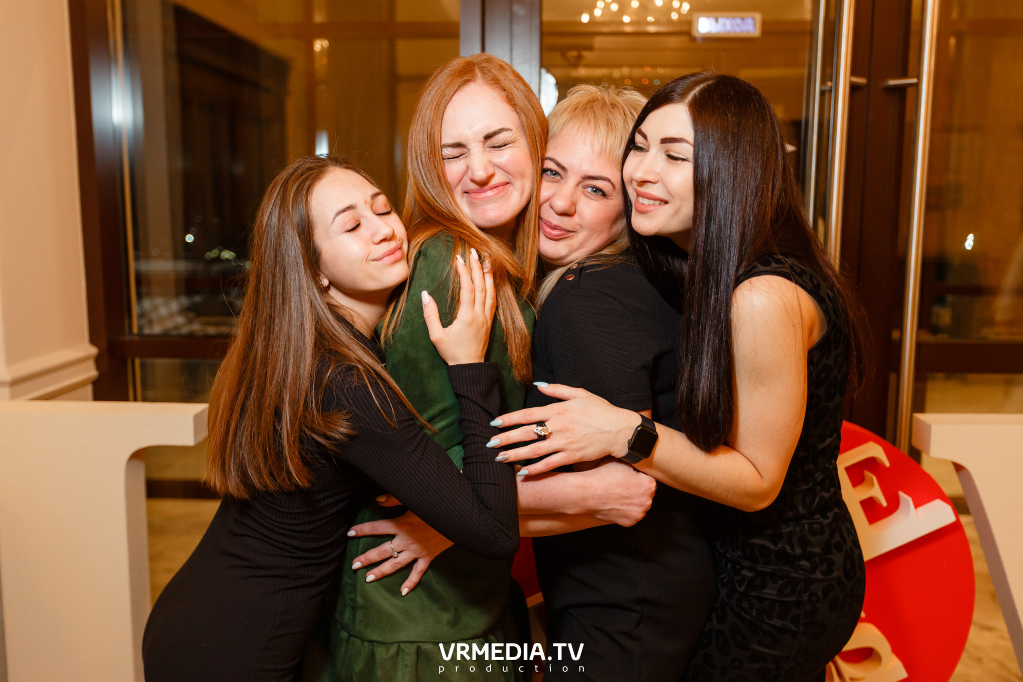 Международный женский день в ресторане «Paradise»