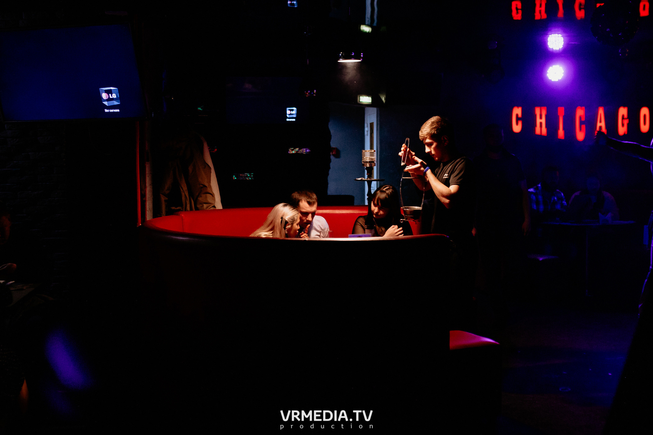 Международный женский день в караоке «Chicago»