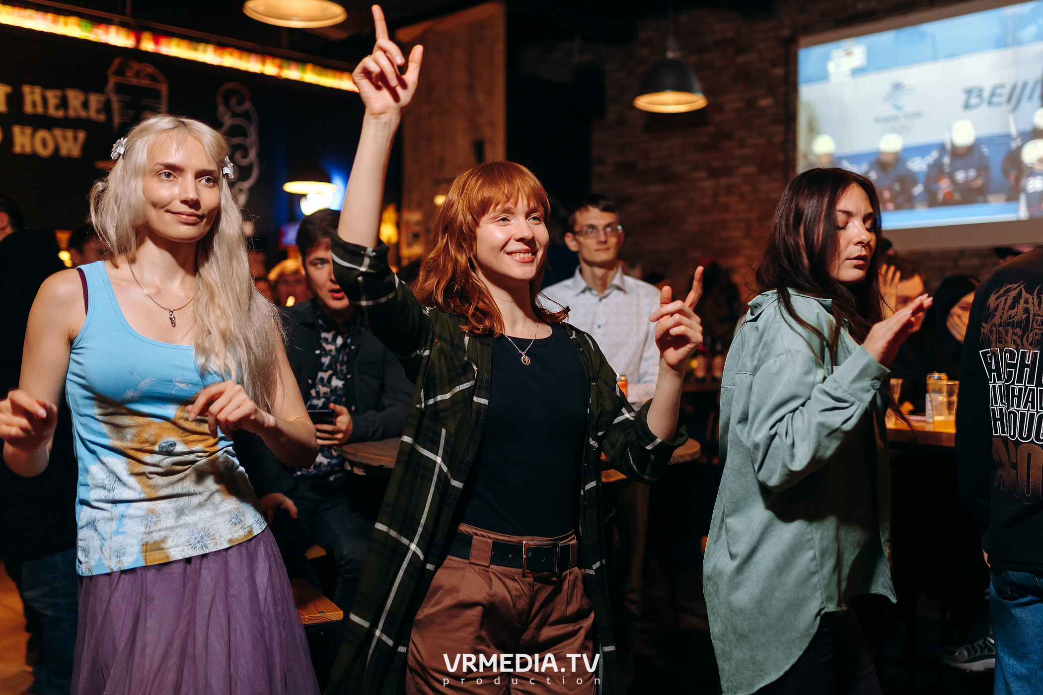 Happy birthday бар «Jawsspot»