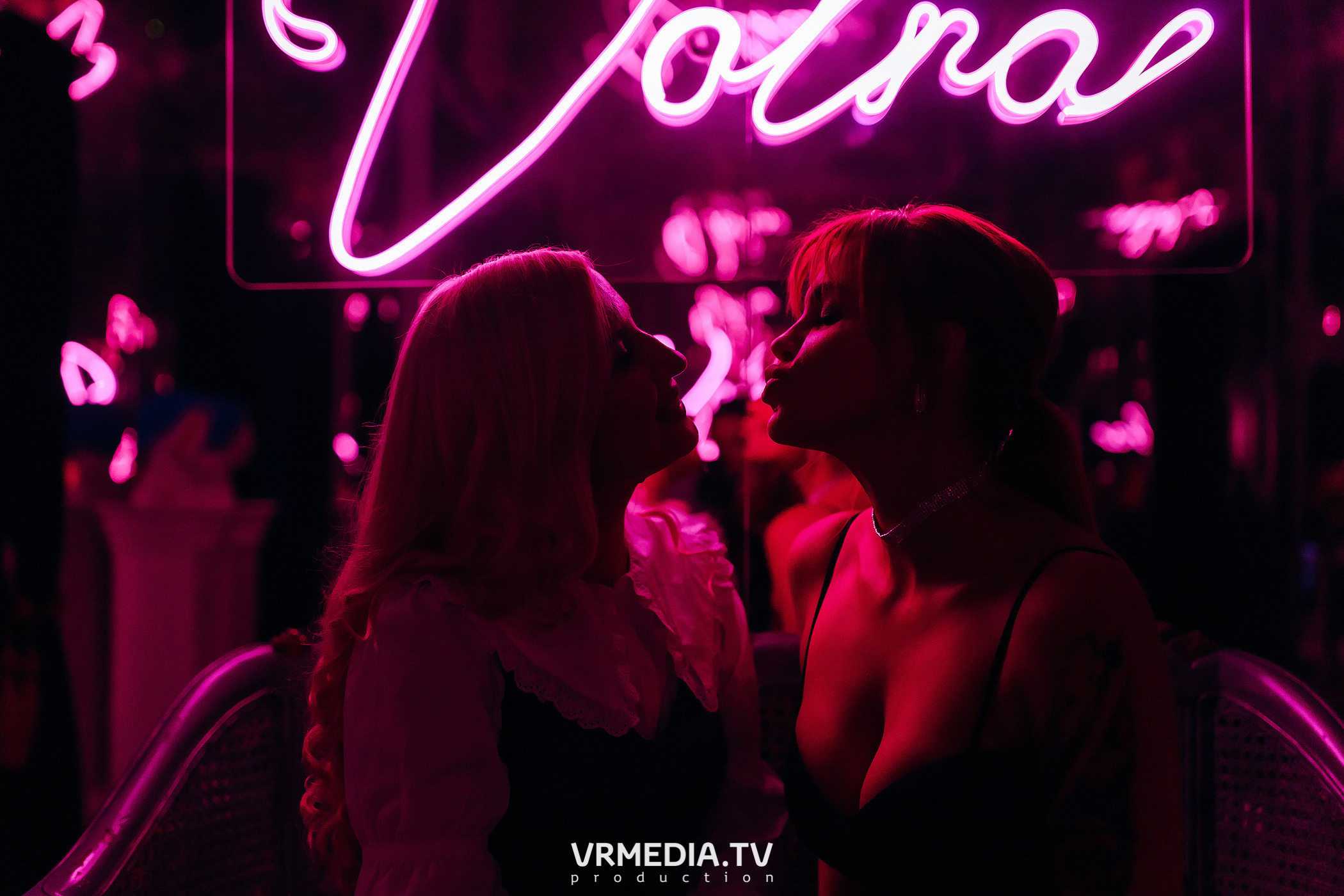 Старый новый год в караоке-баре «Volna»