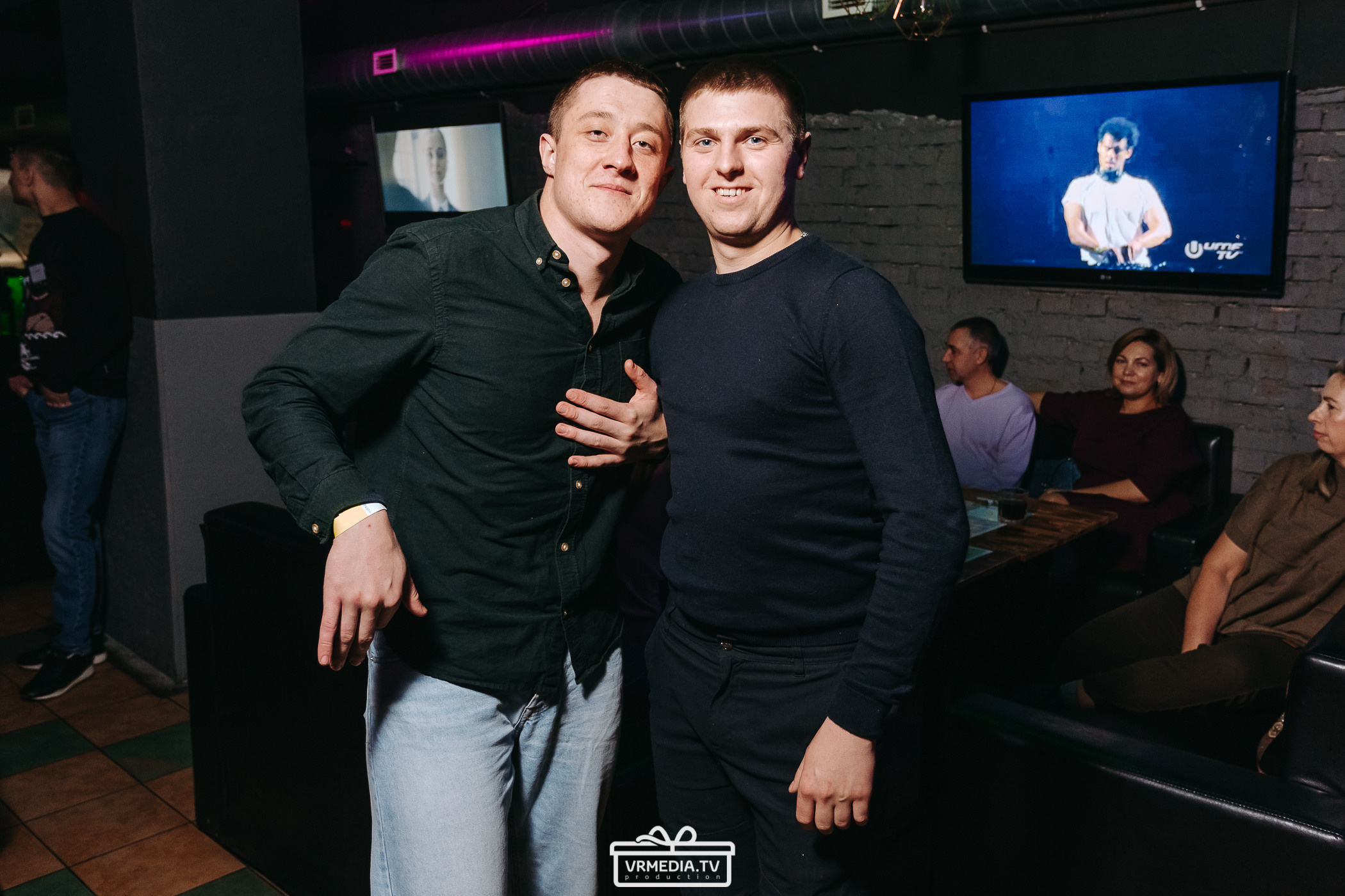 Новогодняя вечеринка в баре «BORODA»