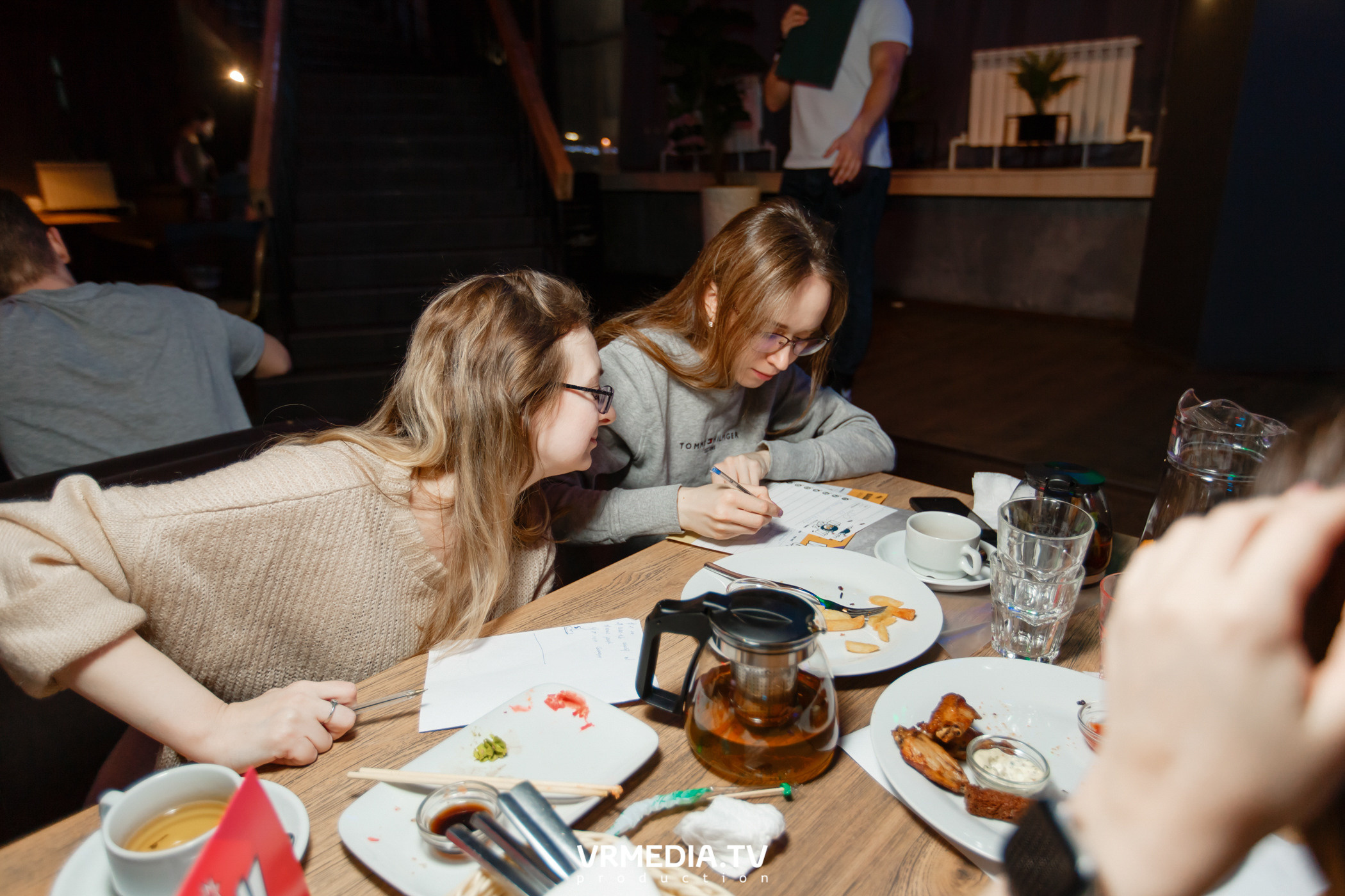 WOW QUIZ в баре «DOSKI»