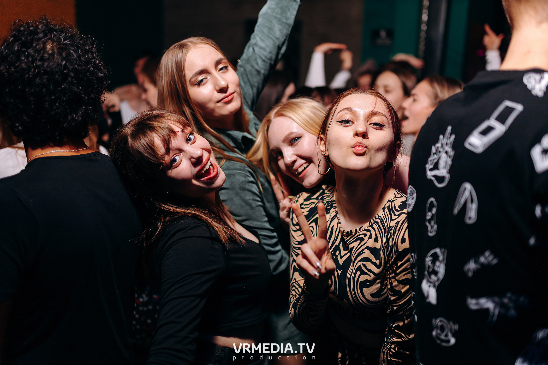 Afterparty СВ22 КемГМУ в «Хука Хаус»