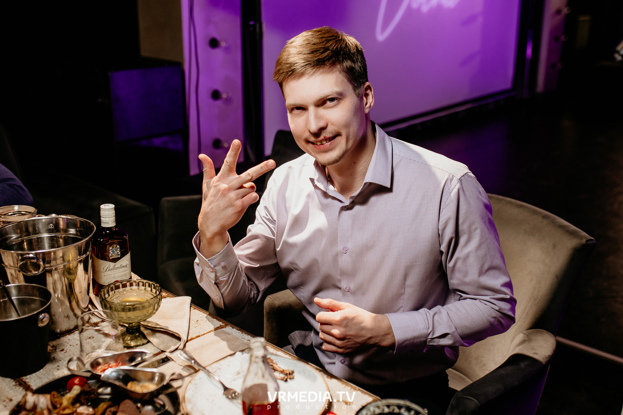 I`m a man в караоке-баре «Volna»