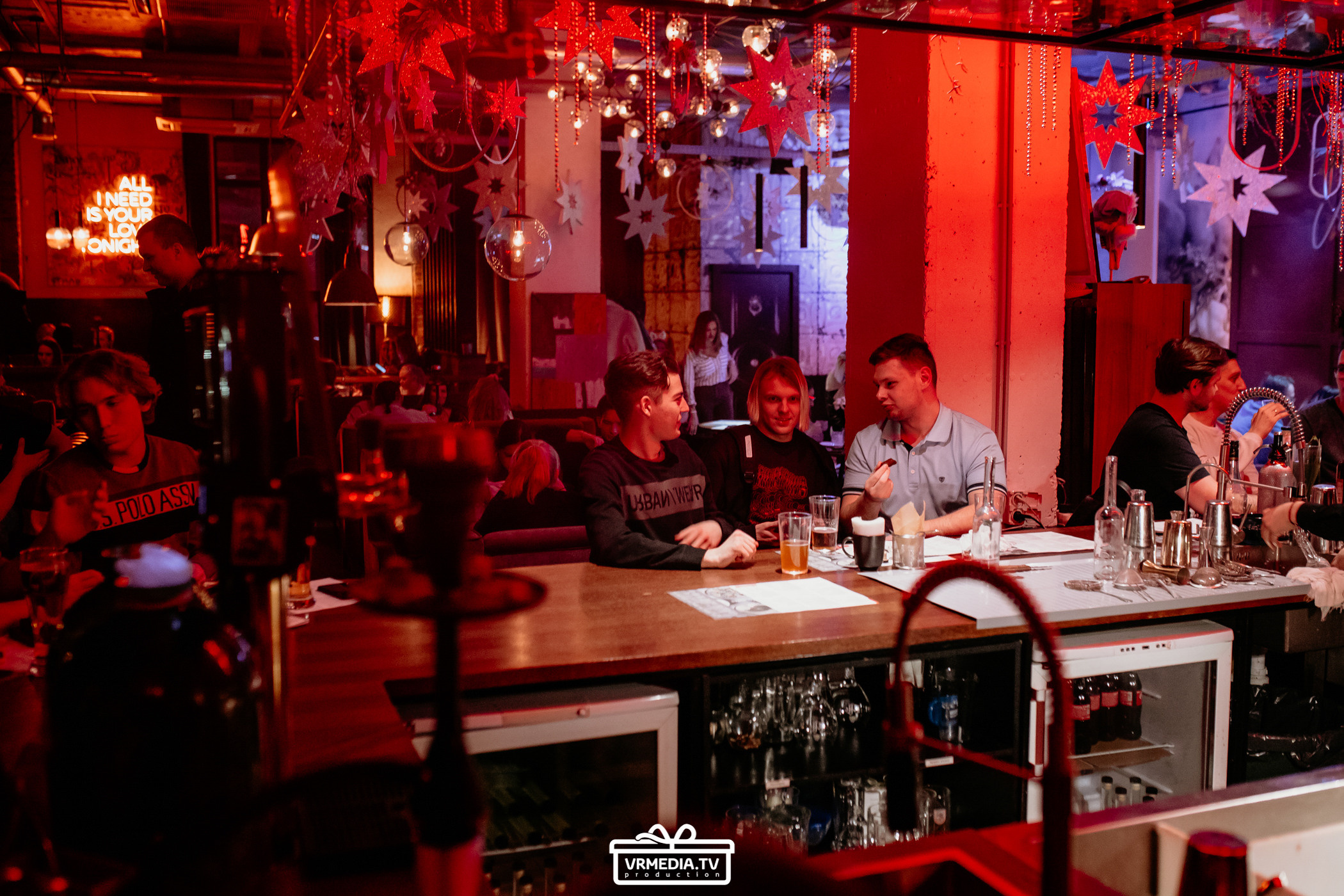 Новогодний вечер в баре «Milton»