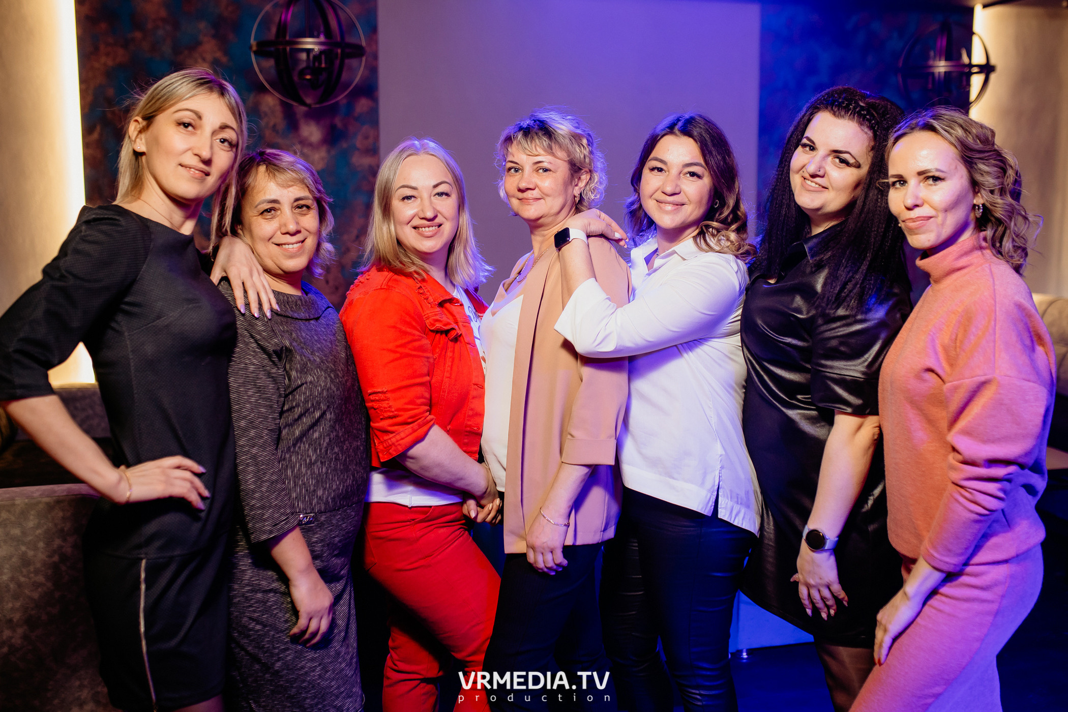 Международный женский день в караоке «Chicago»