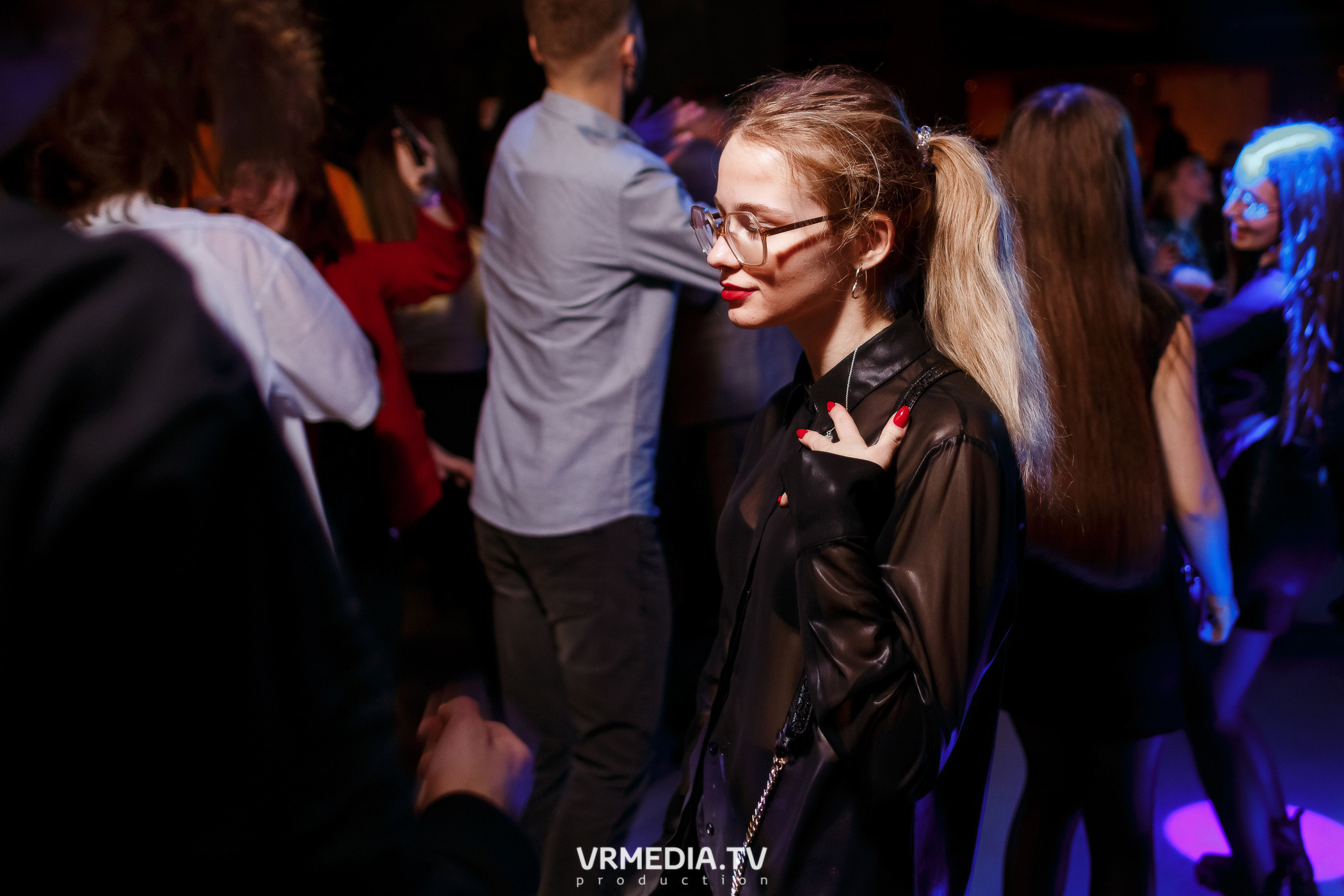 Выходные в баре «DOSKI»