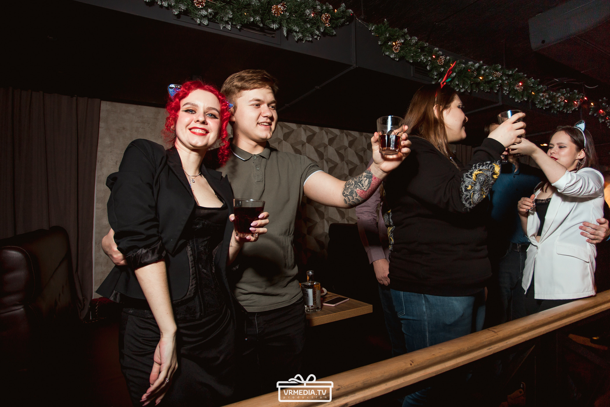 Новогодняя ночь в баре «DOSKI»