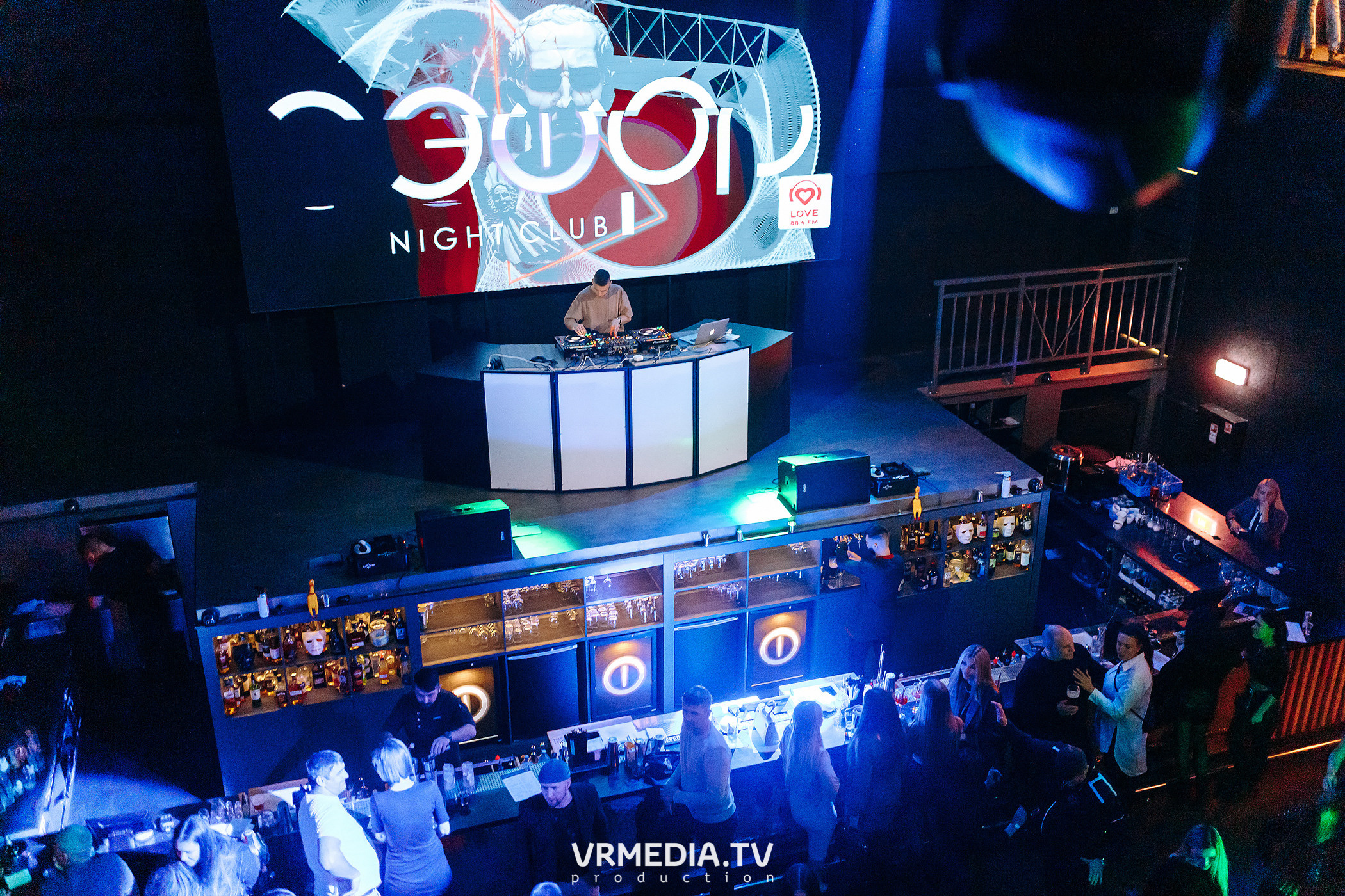 Live Broadcast в ночном клубе «ЭФИР»