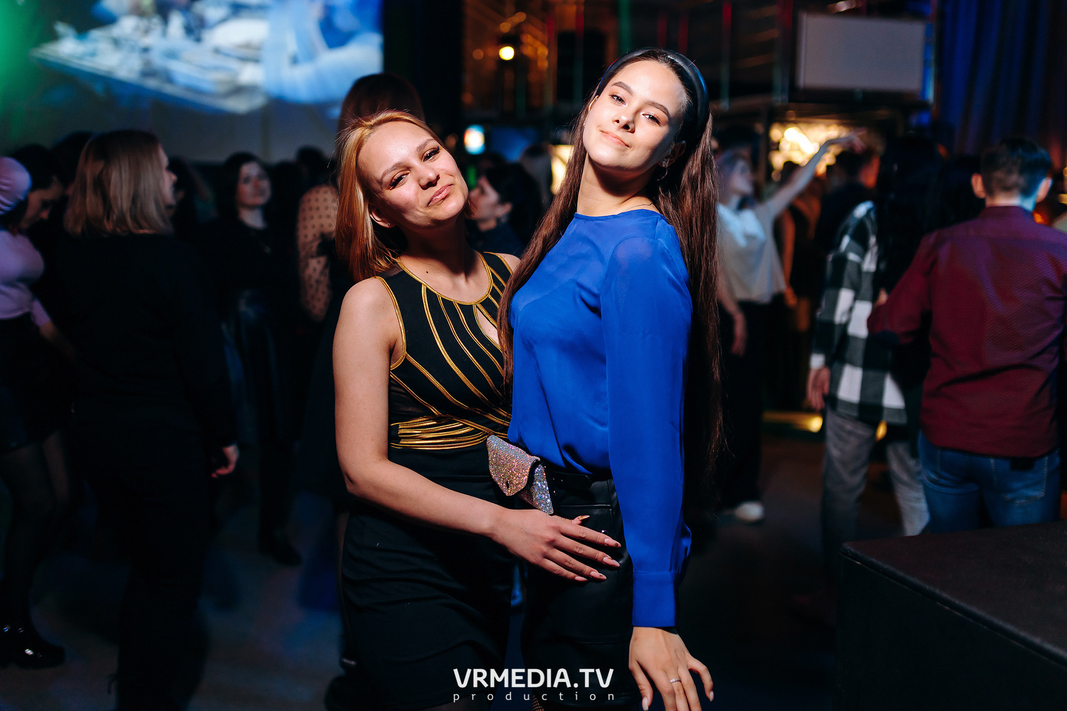 Выходные в баре «DOSKI»