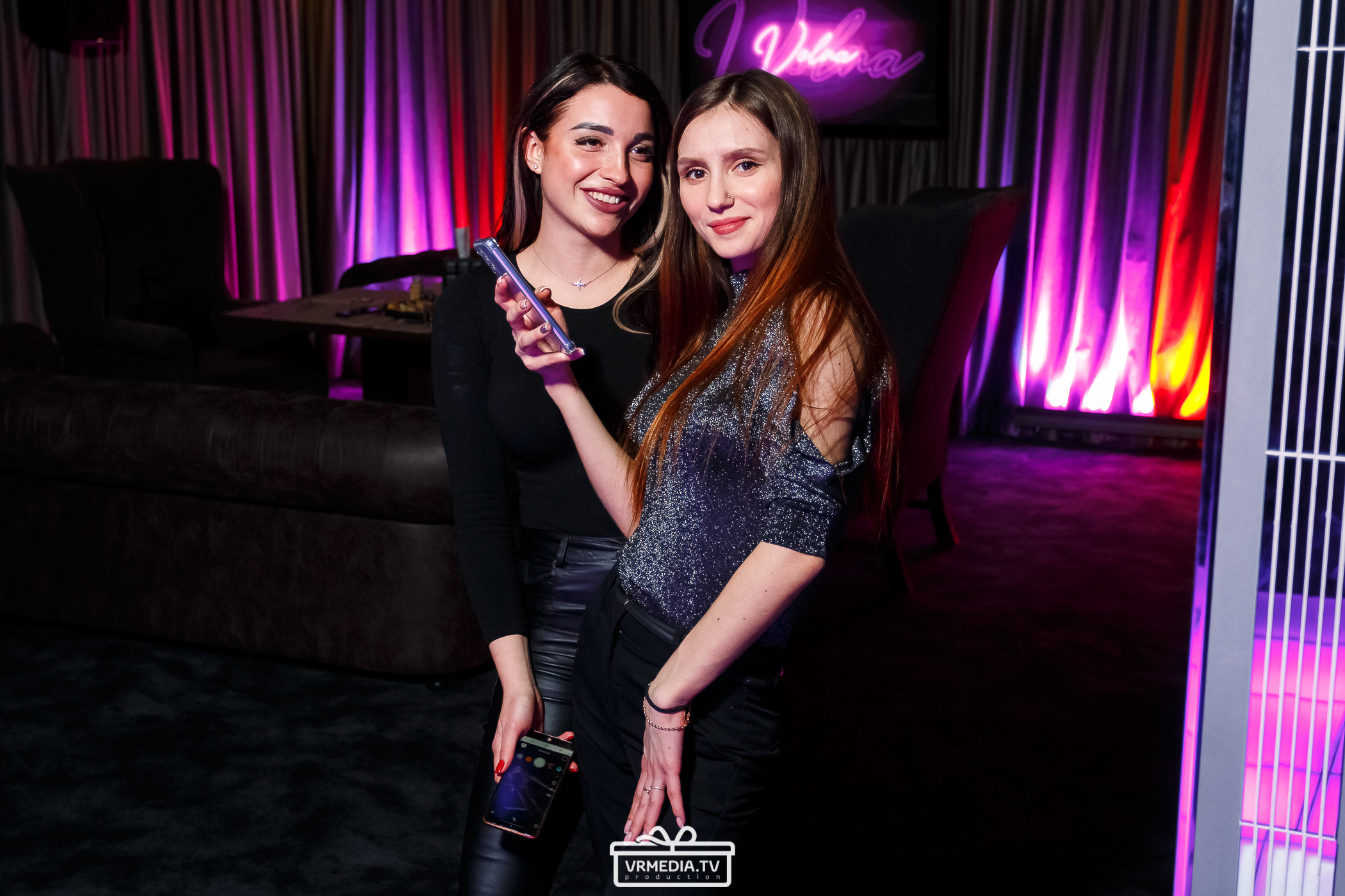 Merry Christmas в караоке-баре «Volna»