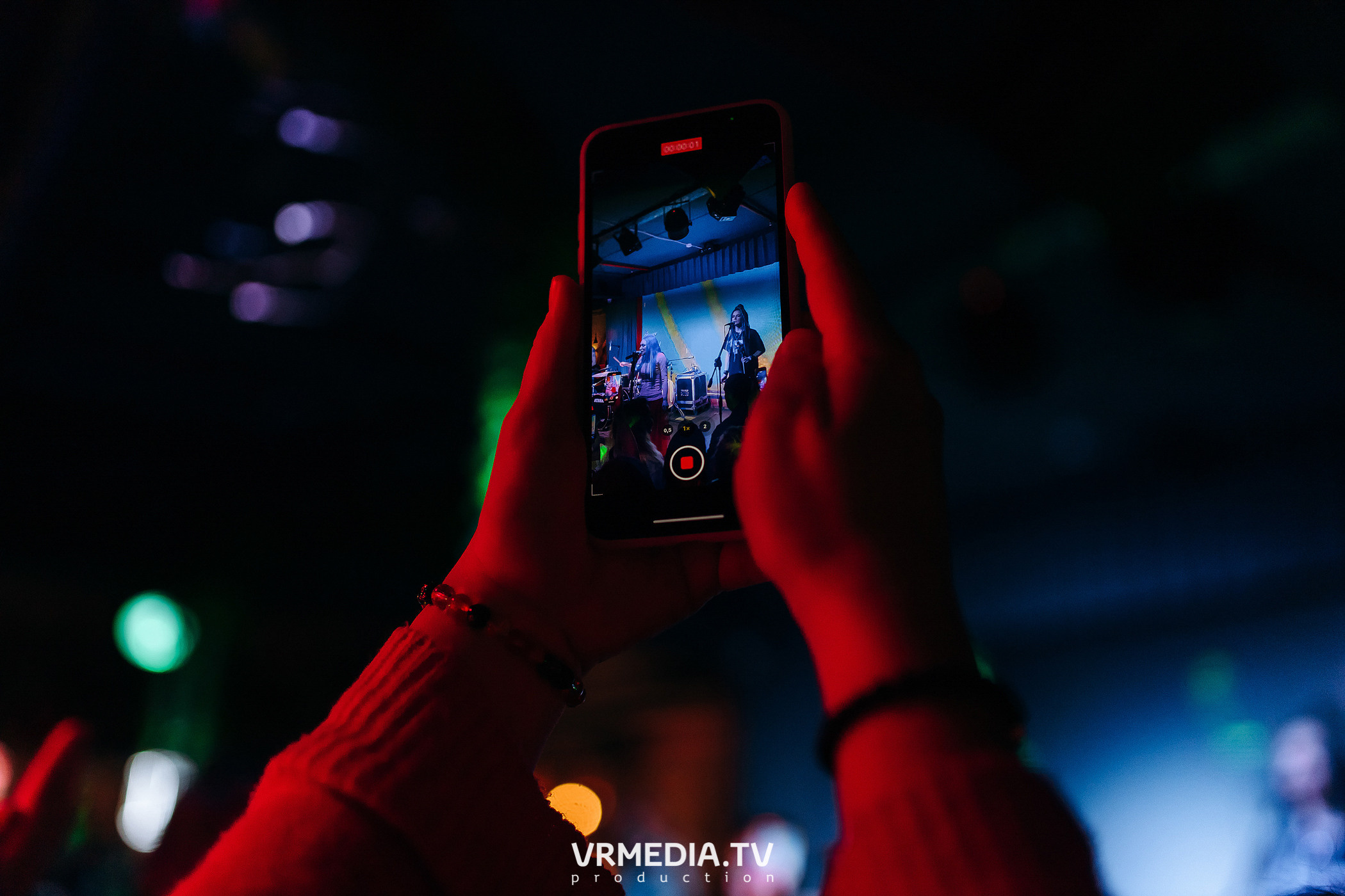 ЛИNДА в гриль-баре «Жара»