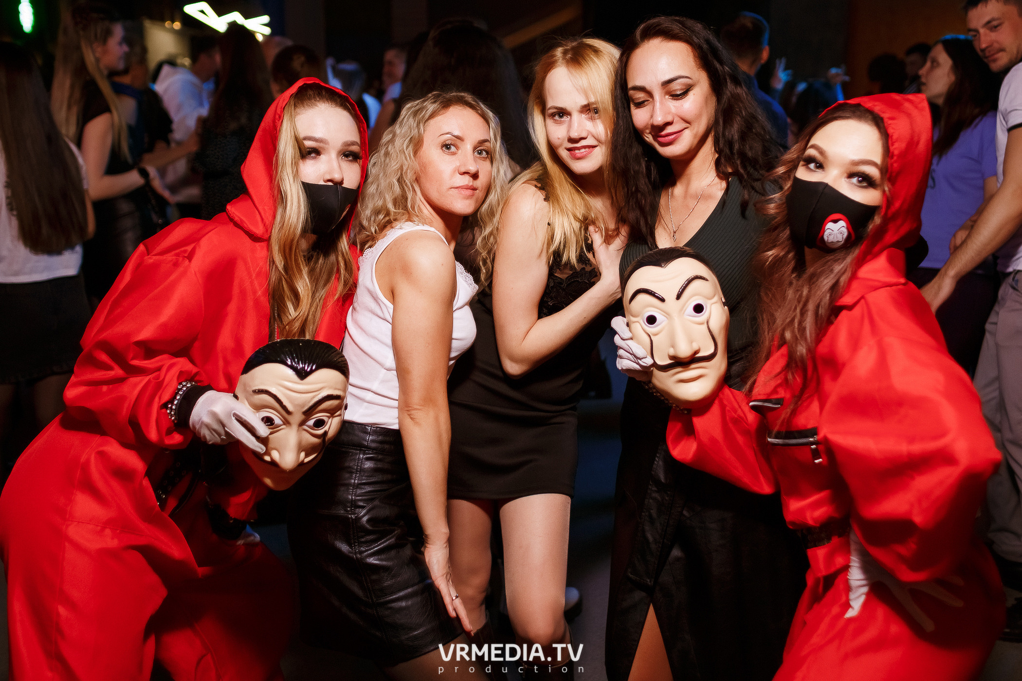 Выходные в баре «DOSKI»