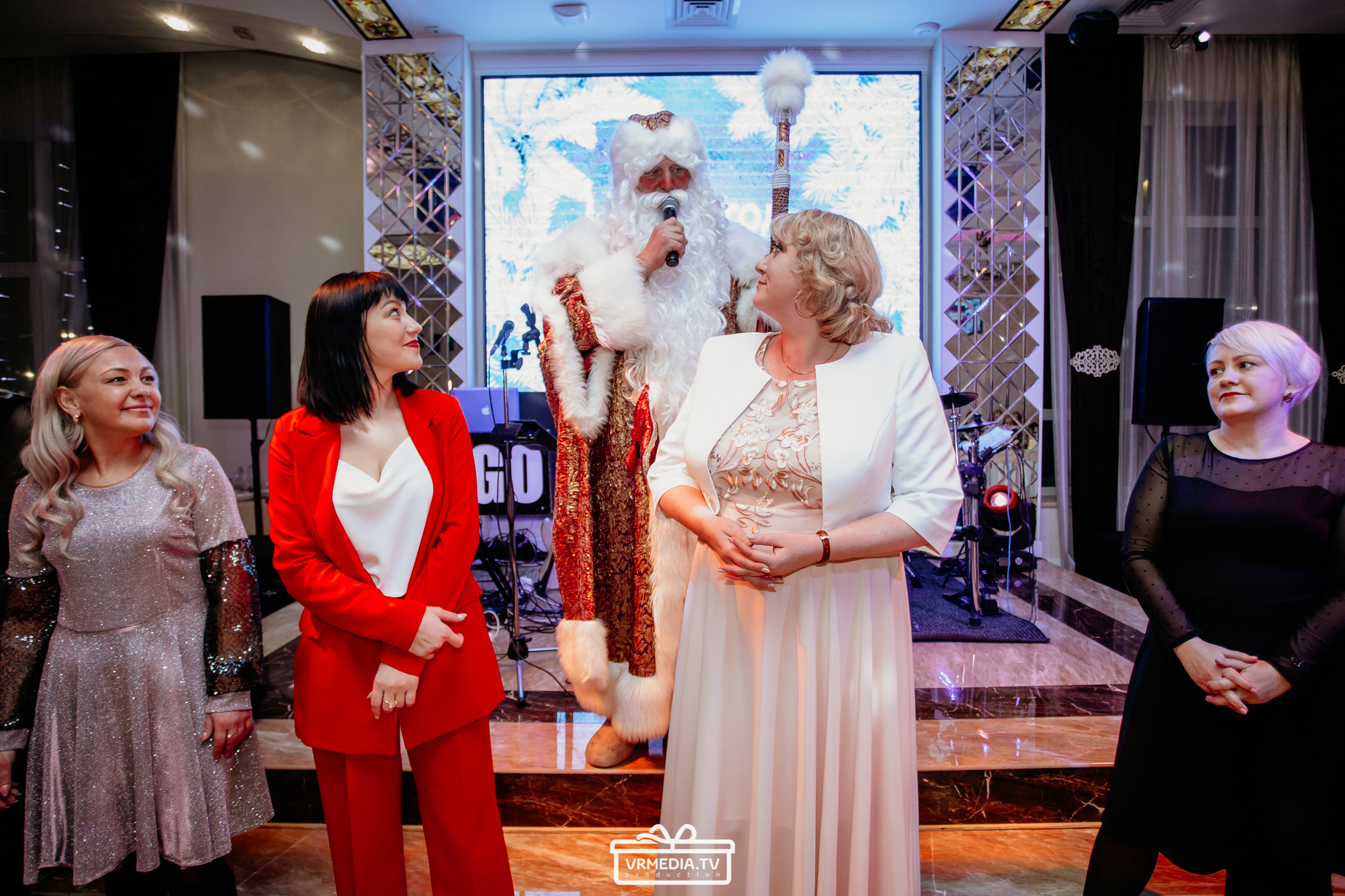 Новый год в ресторане «Love story»