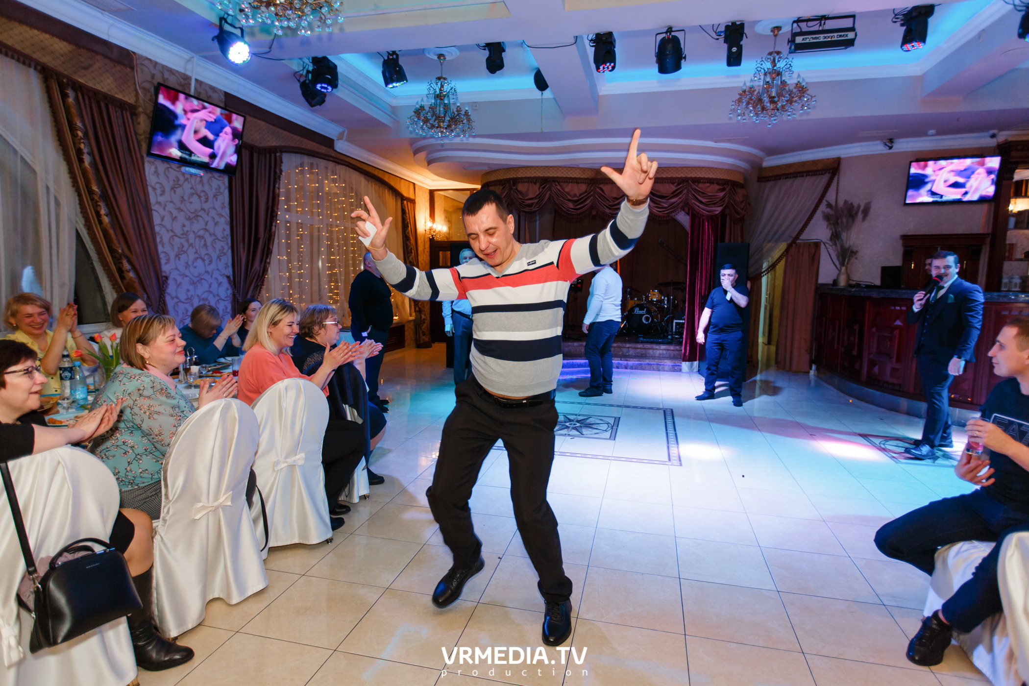 Международный женский день в ресторане «Лазурный Берег»