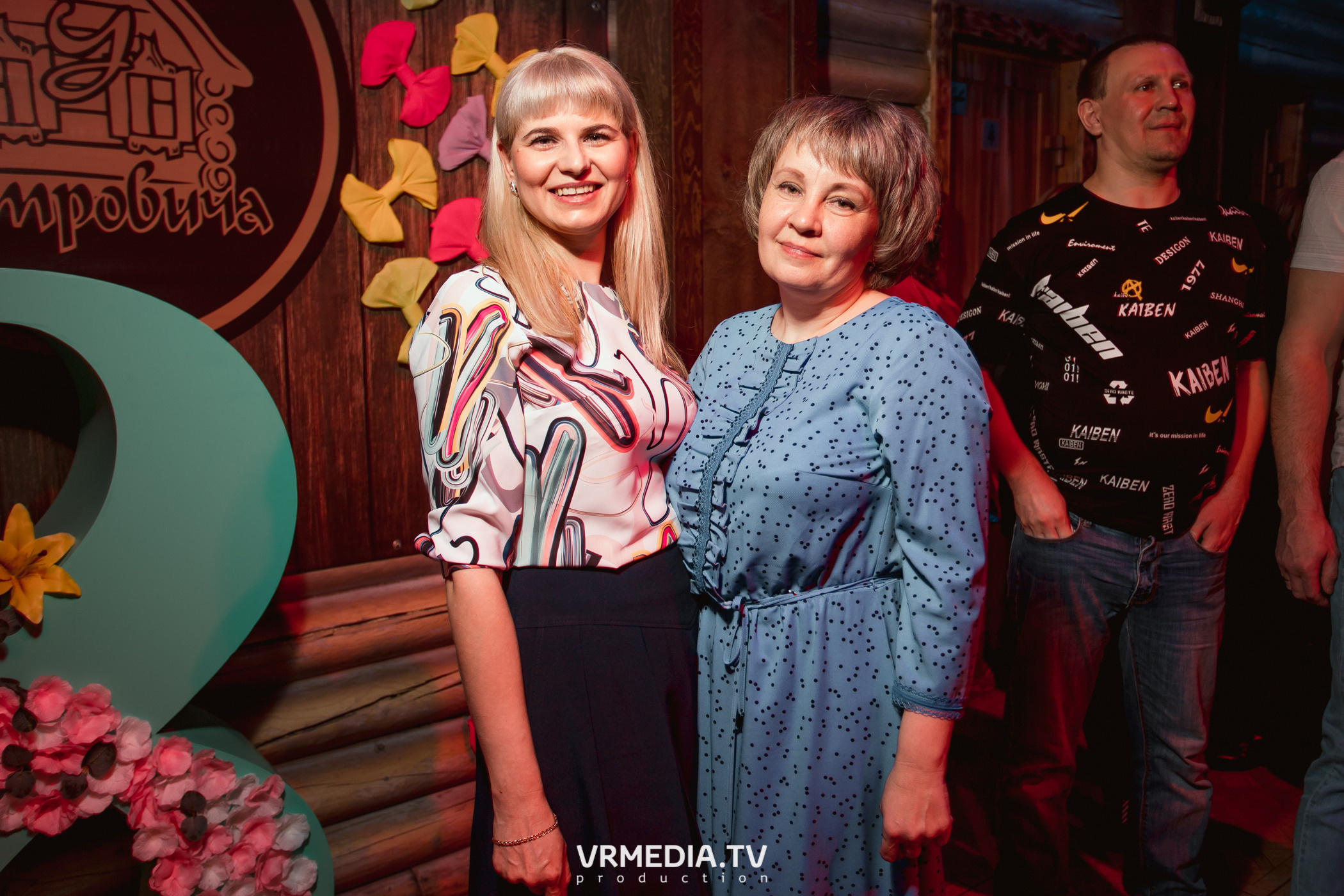 Международный женский день у «Петровича»