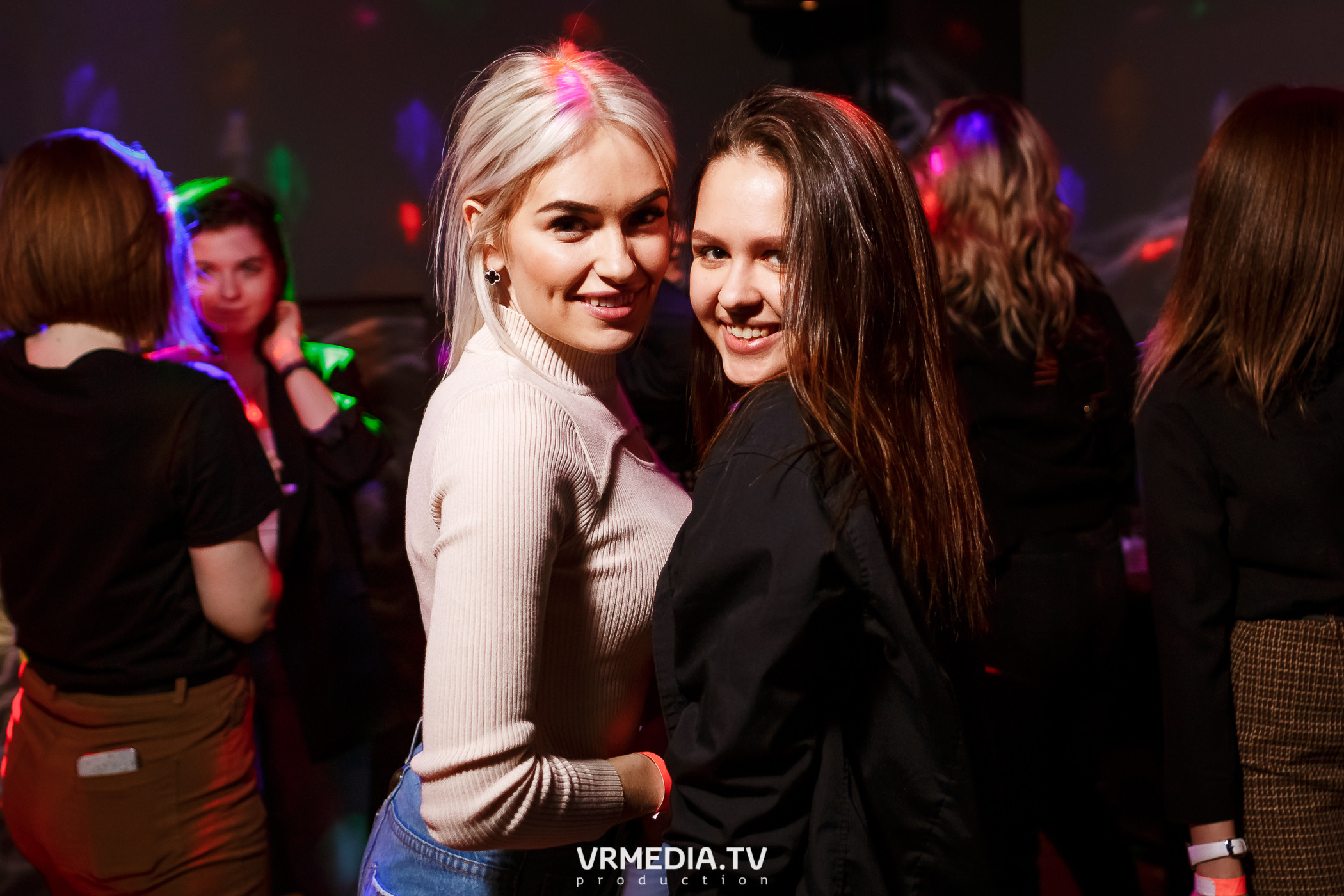 Международный женский день в баре «BORODA»