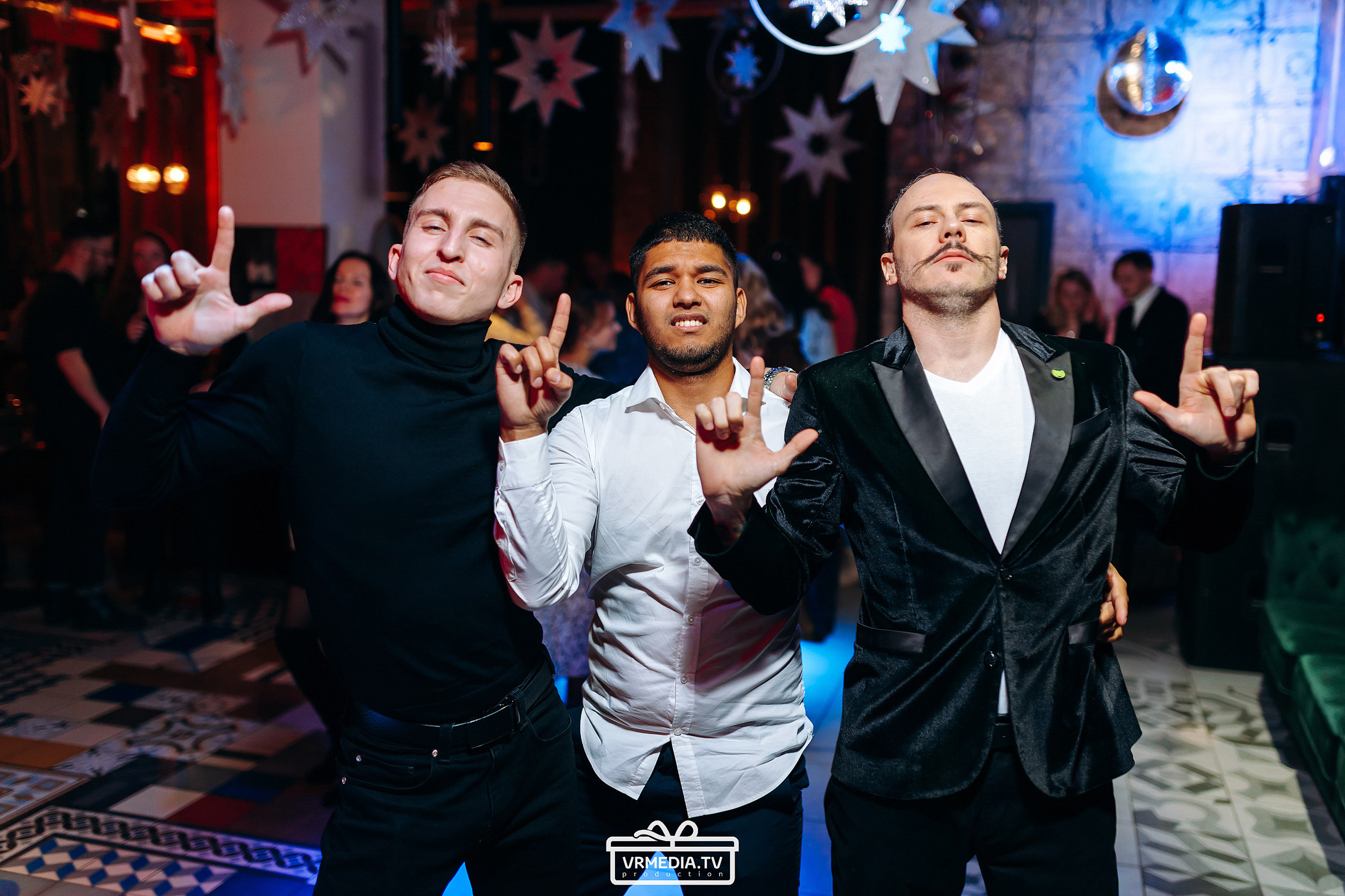 Новогодний вечер в баре «Milton»