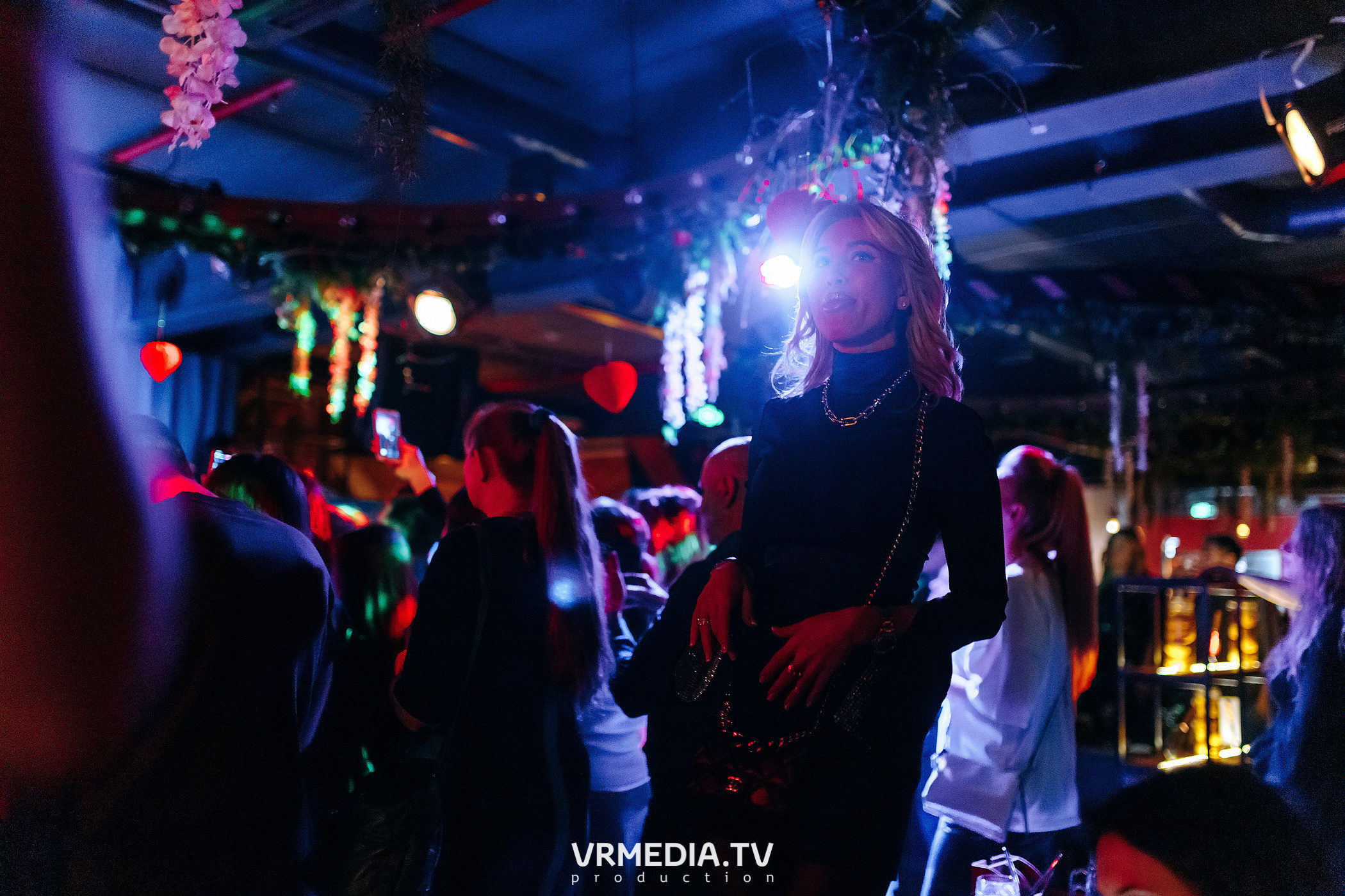 ЛИNДА в гриль-баре «Жара»