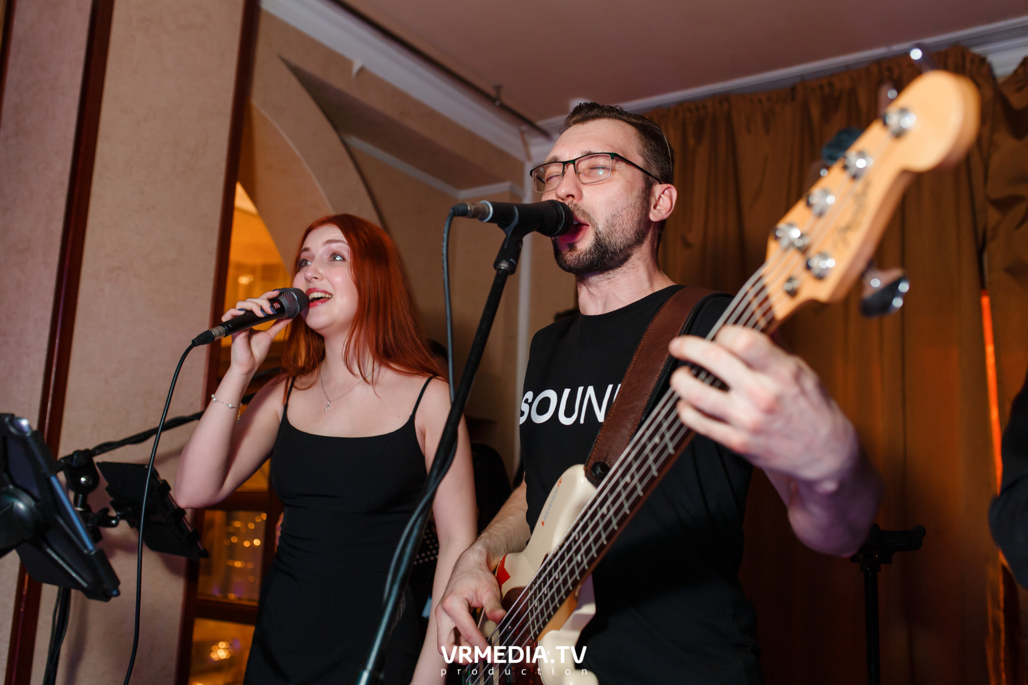 Международный женский день в ресторане «Лазурный Берег»