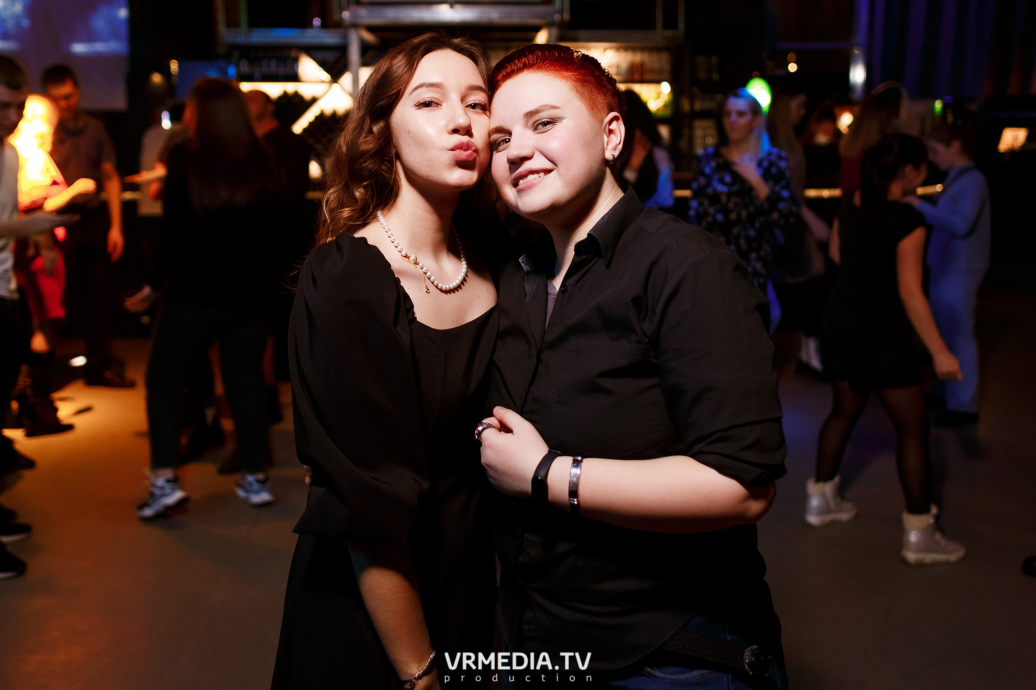 Выходные в баре «DOSKI»