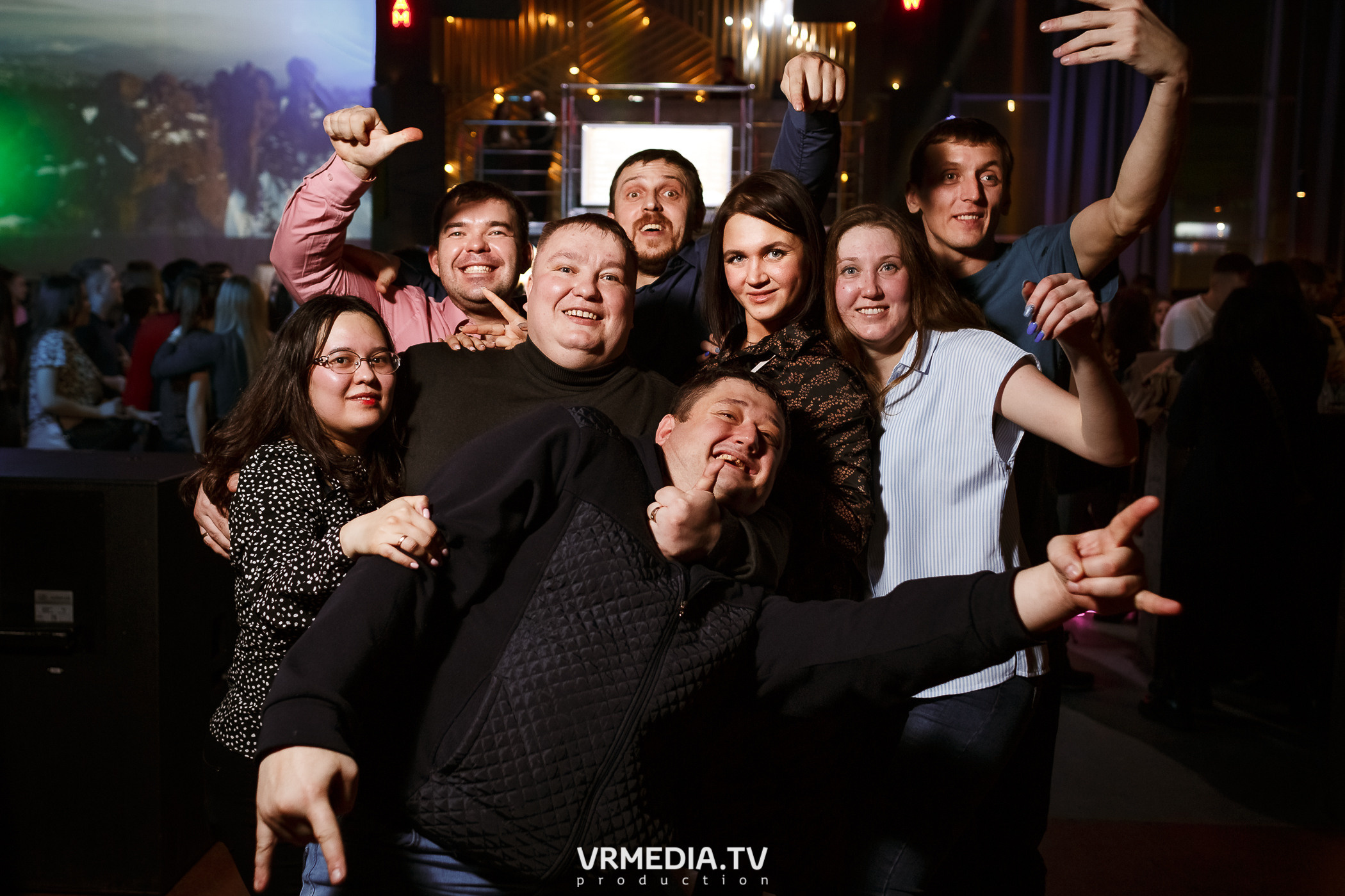 Выходные в баре «DOSKI»