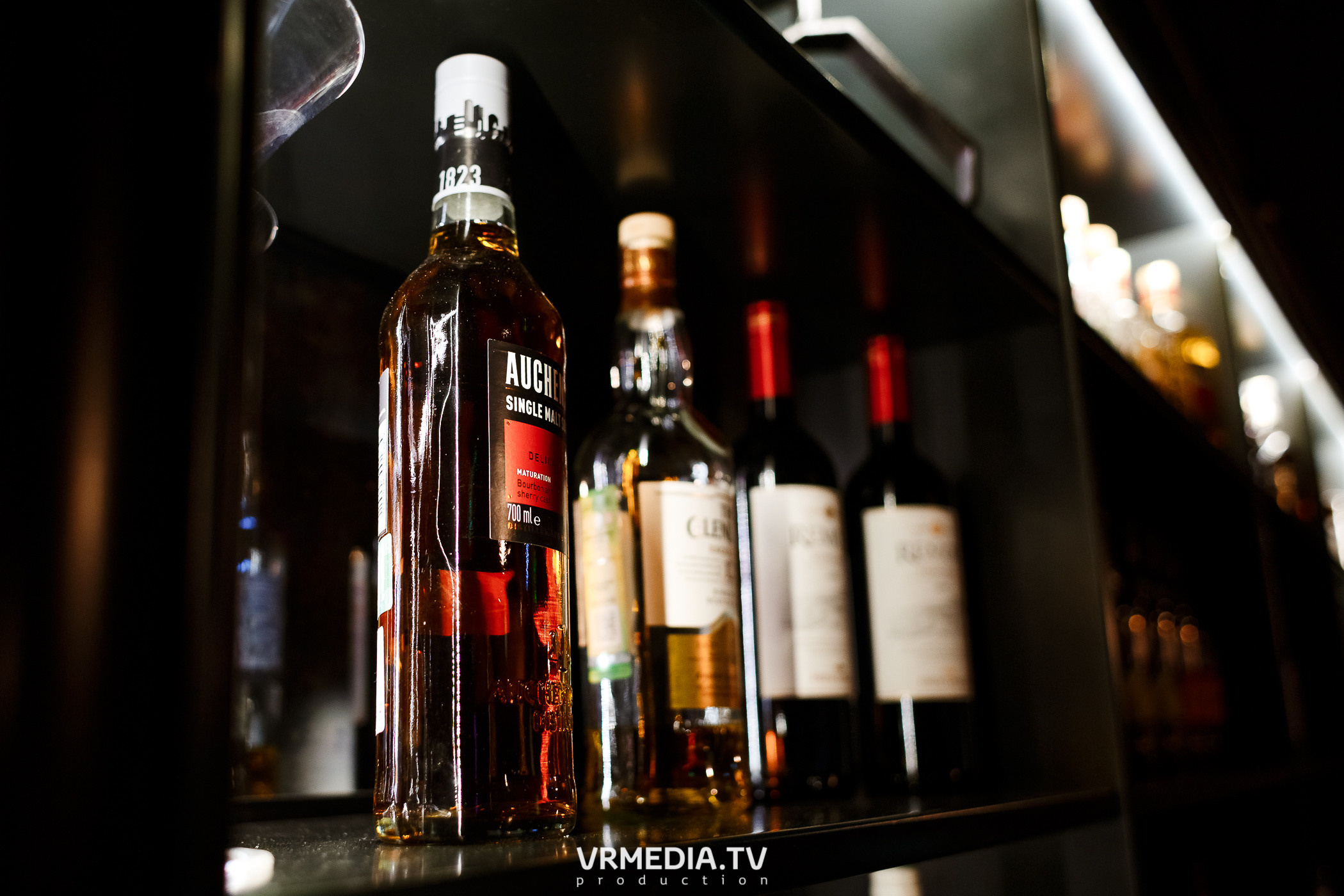 Spring Fever в караоке-баре «Volna»