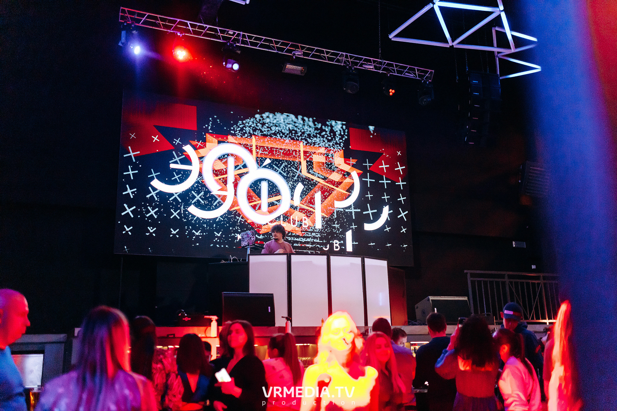 Live Broadcast в ночном клубе «ЭФИР»