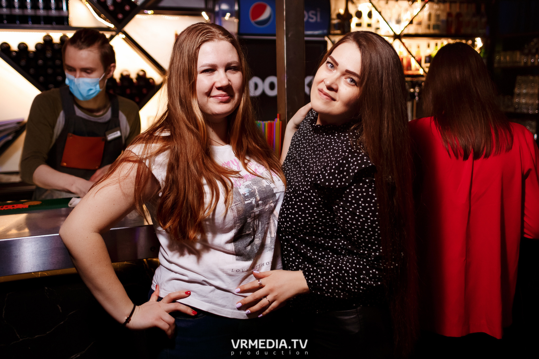 Выходные в баре «DOSKI»