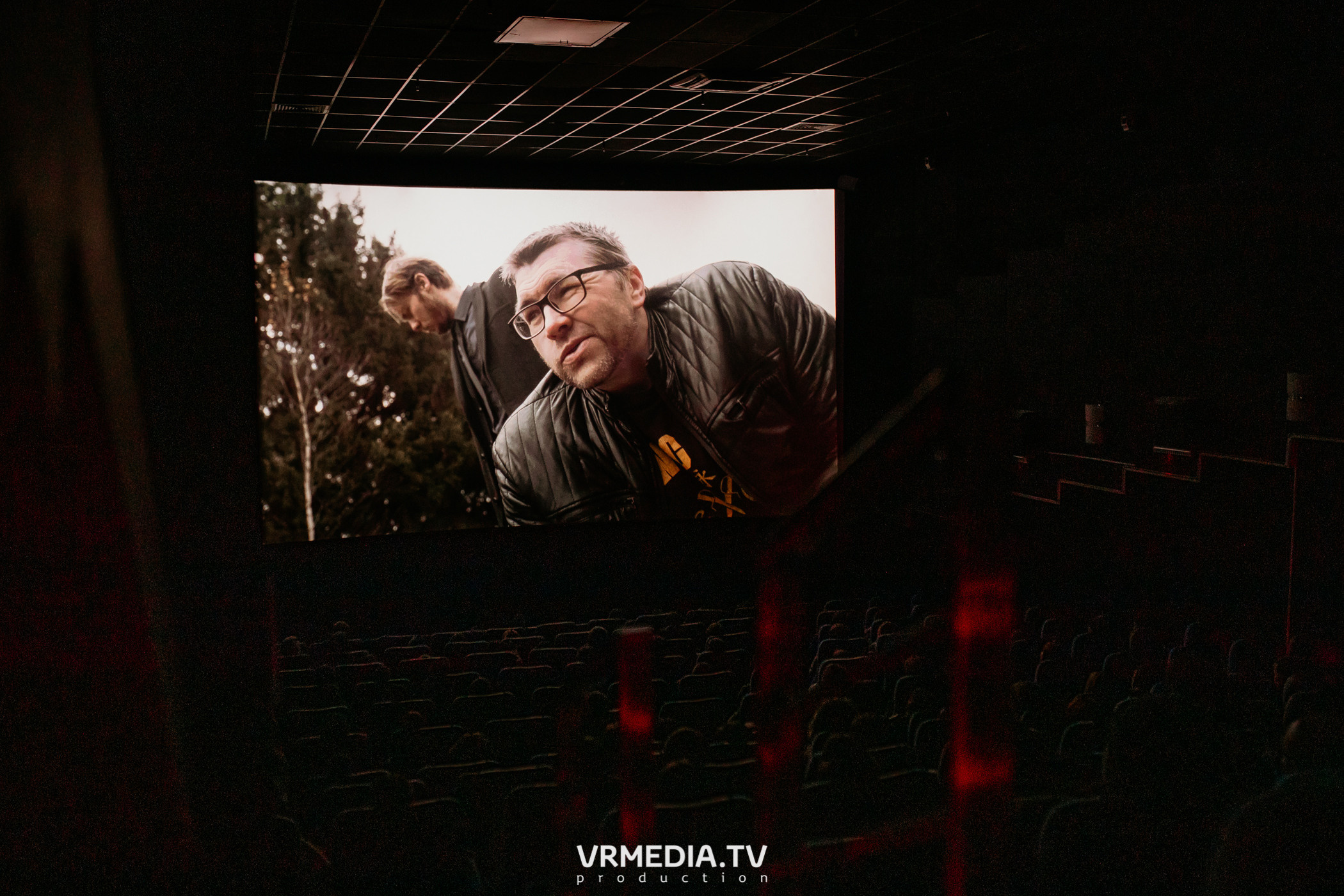 Премьера кемеровского художественного фильма «Чёрное эхо» в кинотеатре