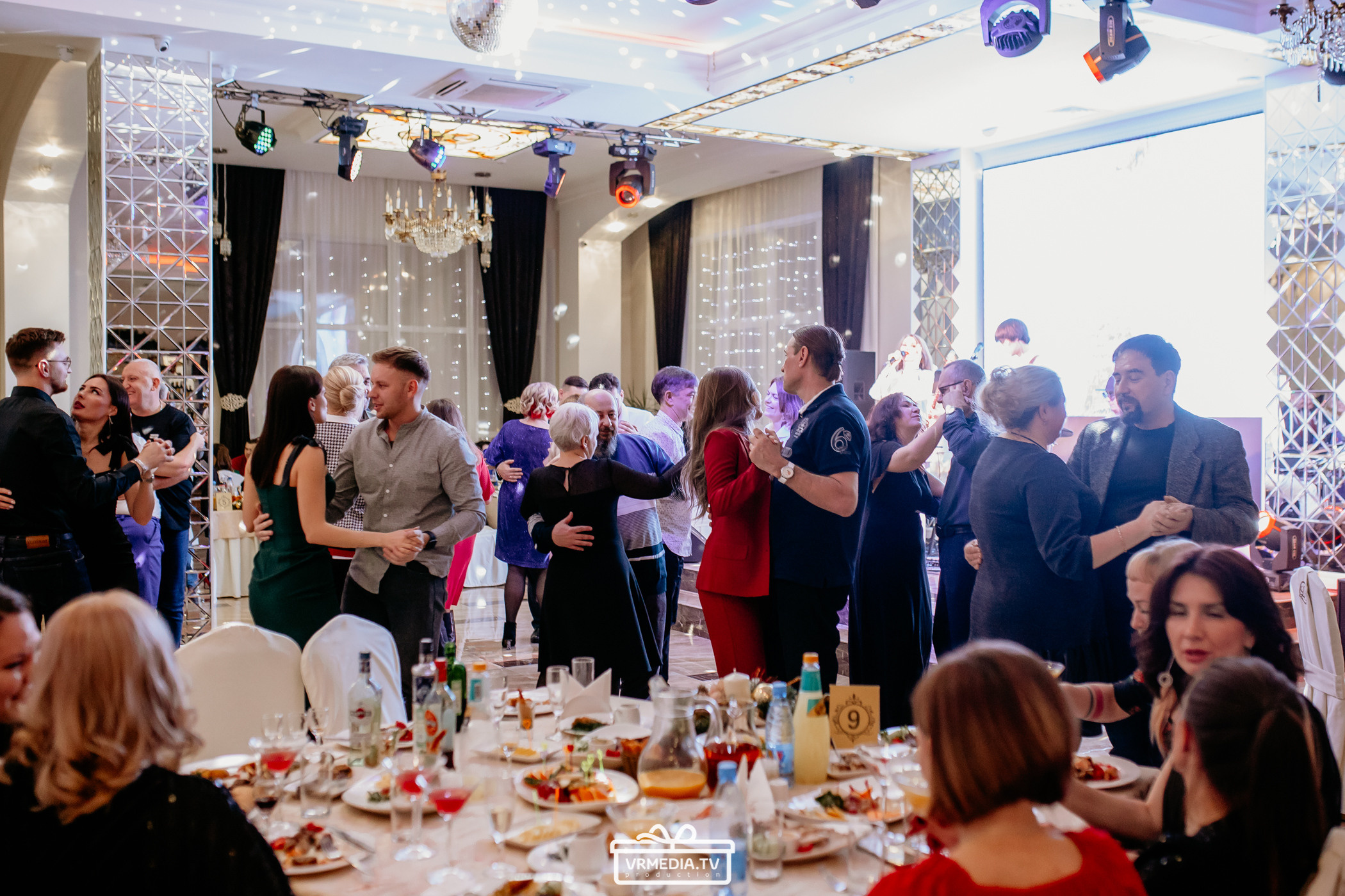 Новый год в ресторане «Love story»