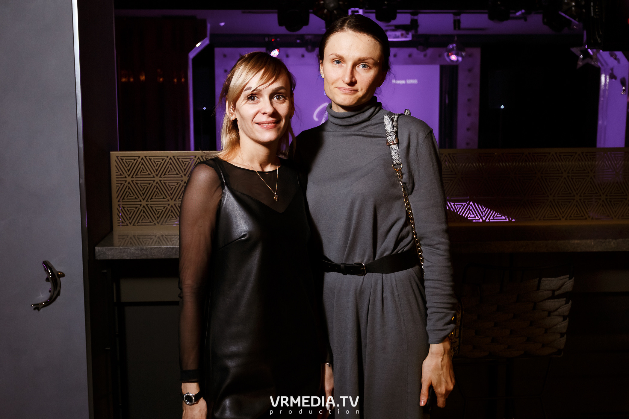 Выходные в караоке-баре «Volna»