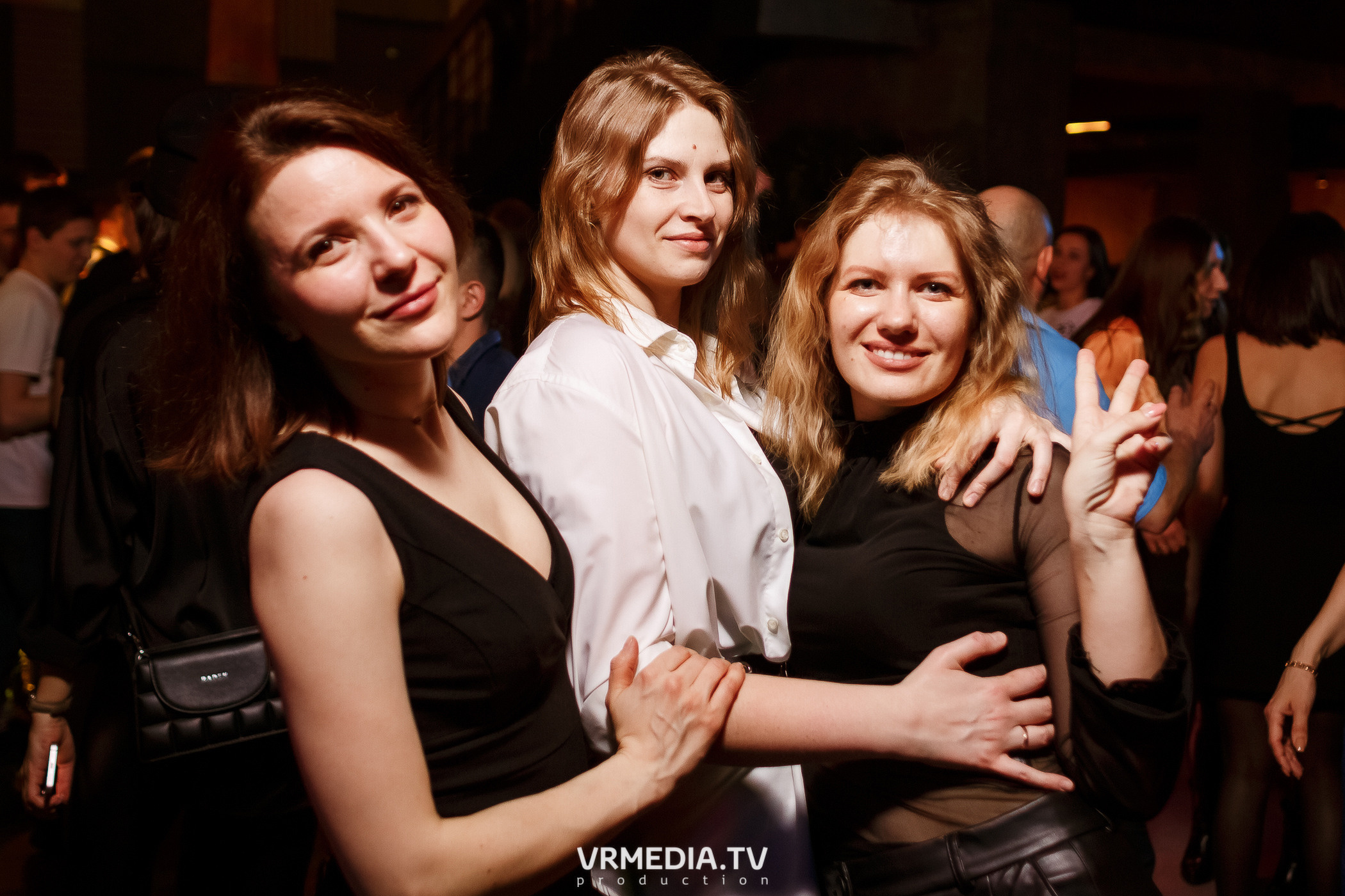 Выходные в баре «DOSKI»