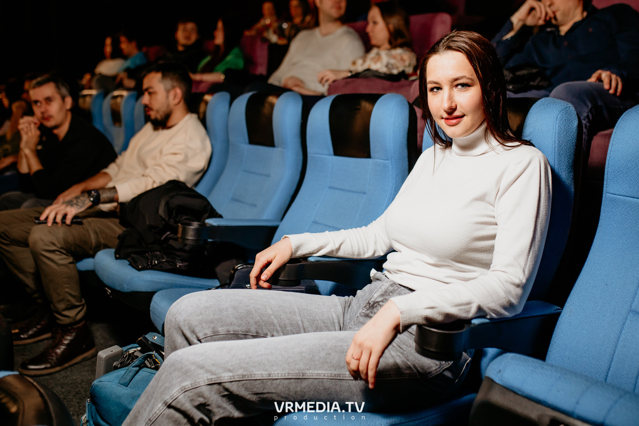 Премьера кемеровского художественного фильма «Чёрное эхо» в кинотеатре