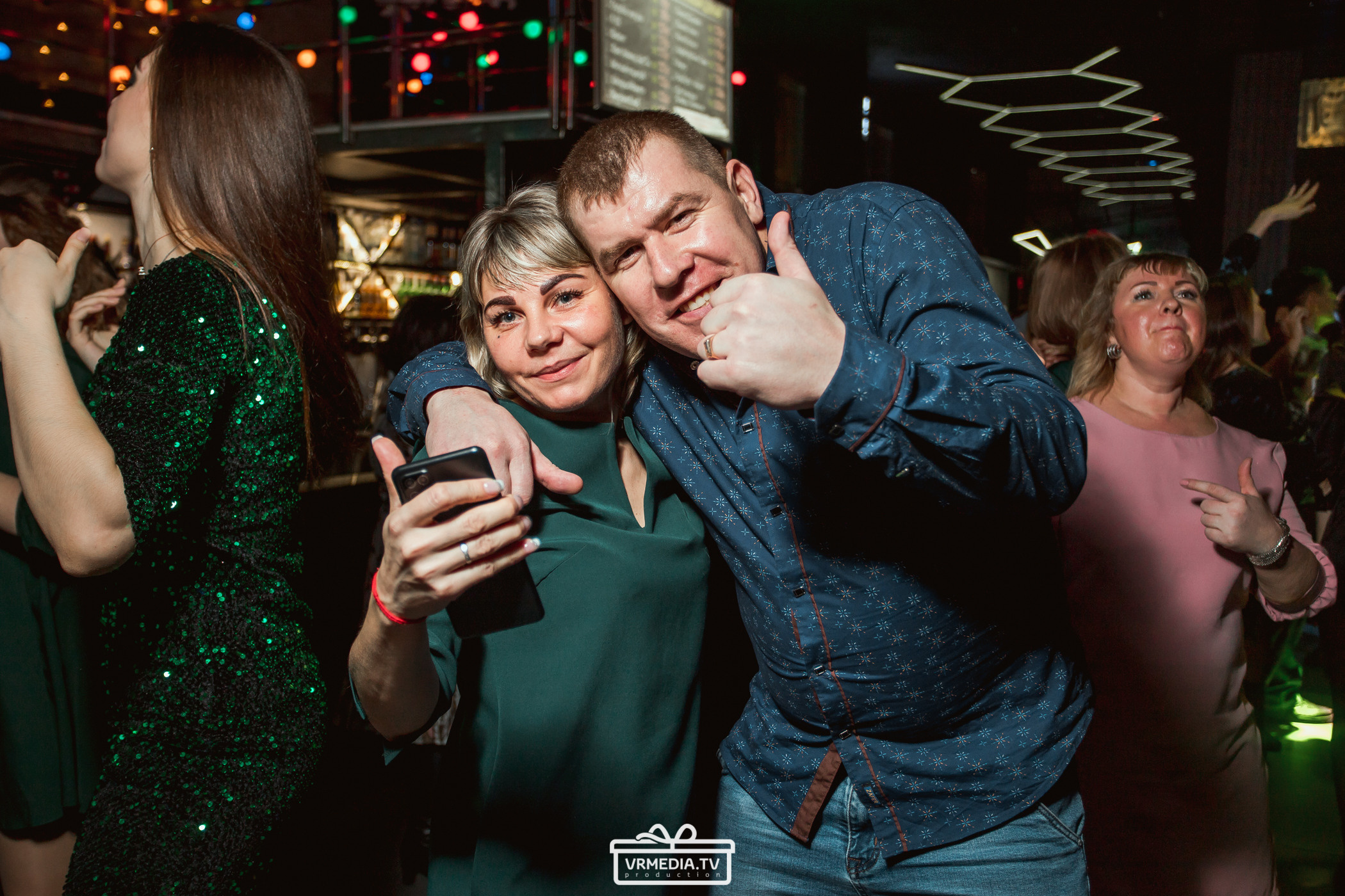 Новогодний вечер в баре «DOSKI»