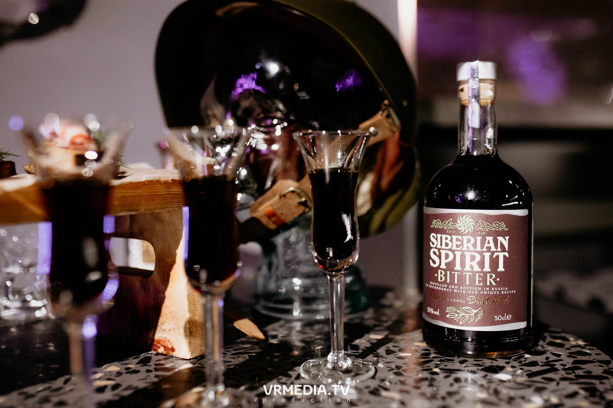 I`m a man в караоке-баре «Volna»