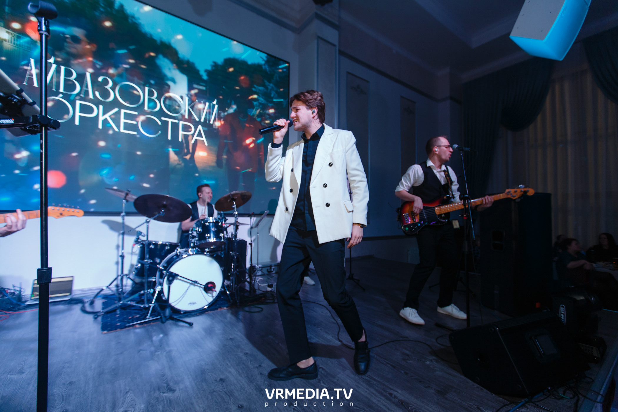 Международный женский день в ресторане «Paradise»