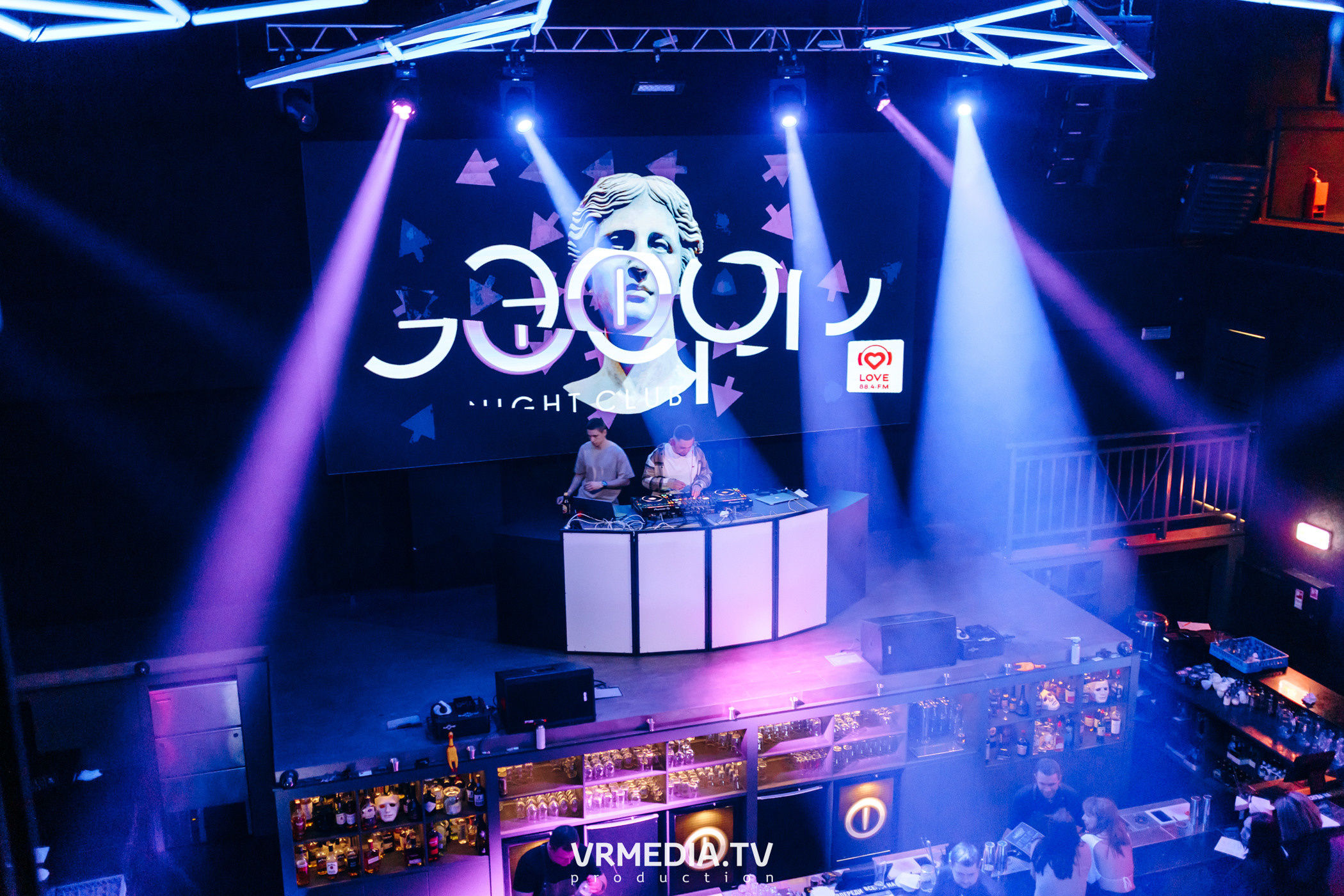 Выходные в ночном клубе «ЭФИР»