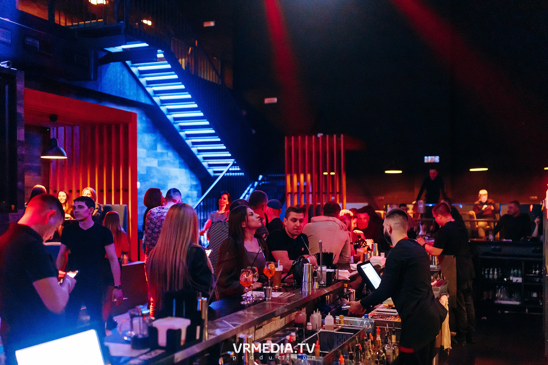 Live Broadcast в ночном клубе «ЭФИР»