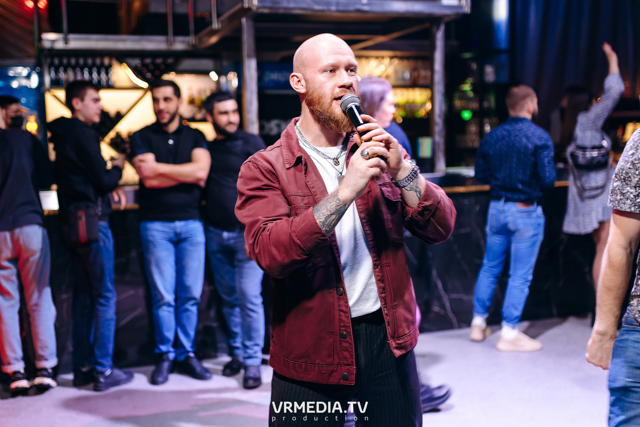 Выходные в баре «DOSKI»